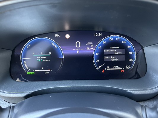 TOYOTA Yaris Cross 1.5 Prem. AWD-image-10