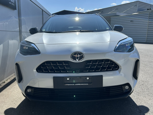 TOYOTA Yaris Cross 1.5 Prem. AWD-image-1