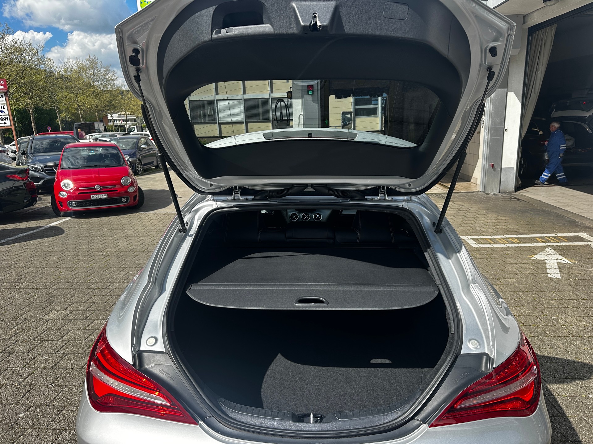 MERCEDES-BENZ CLA Shooting Brake 200 Night Star 7G-DCT-image-16