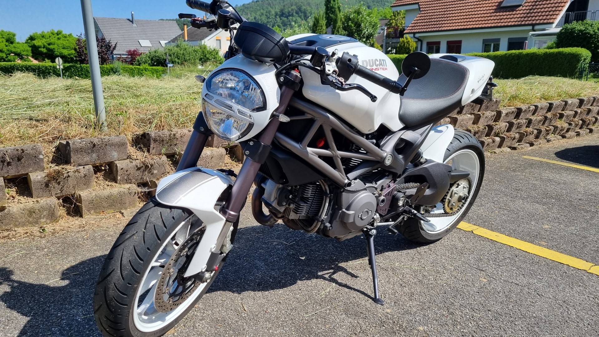 DUCATI Monster 1100 EVO ABS