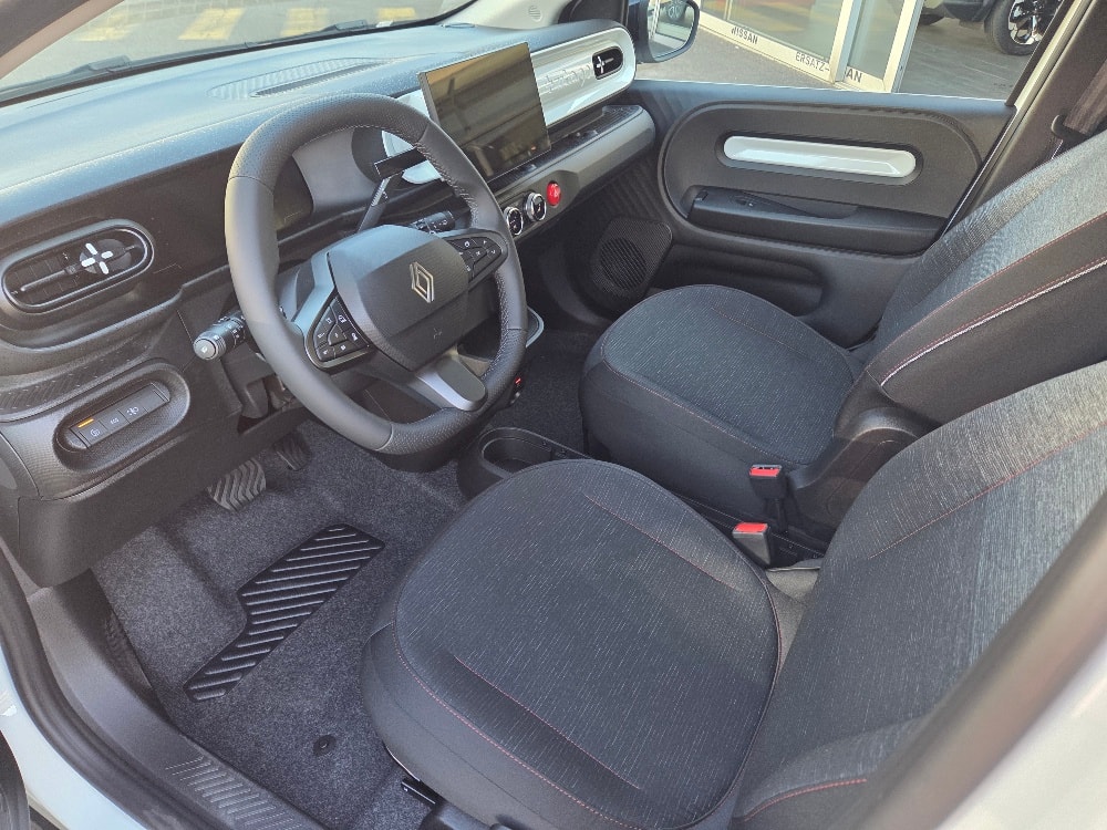 RENAULT Twingo E-Tech 27kWh Techno-image-6