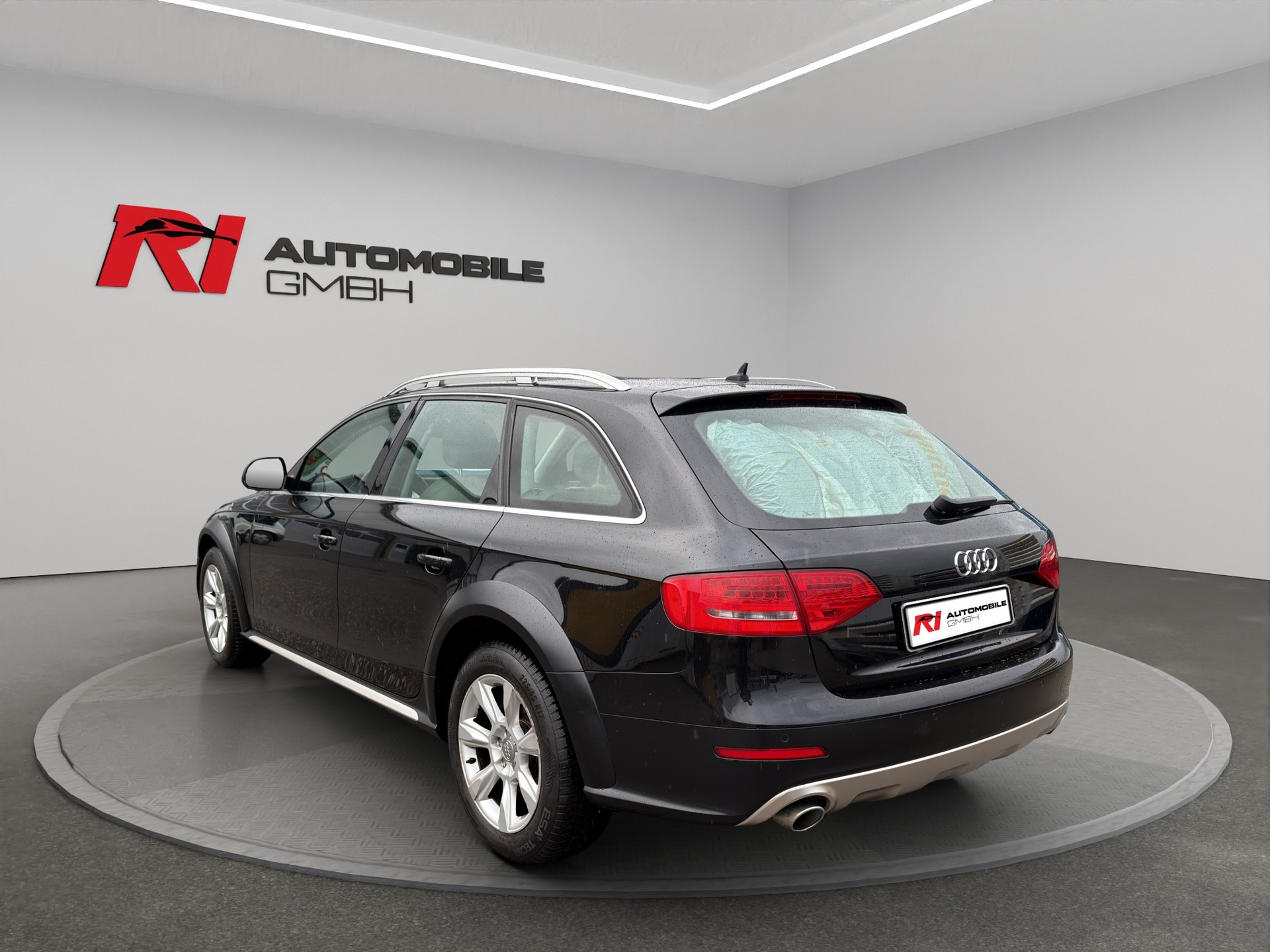 AUDI A4 allroad 3.0 TDI quattro S-tronic-showroom-element-3