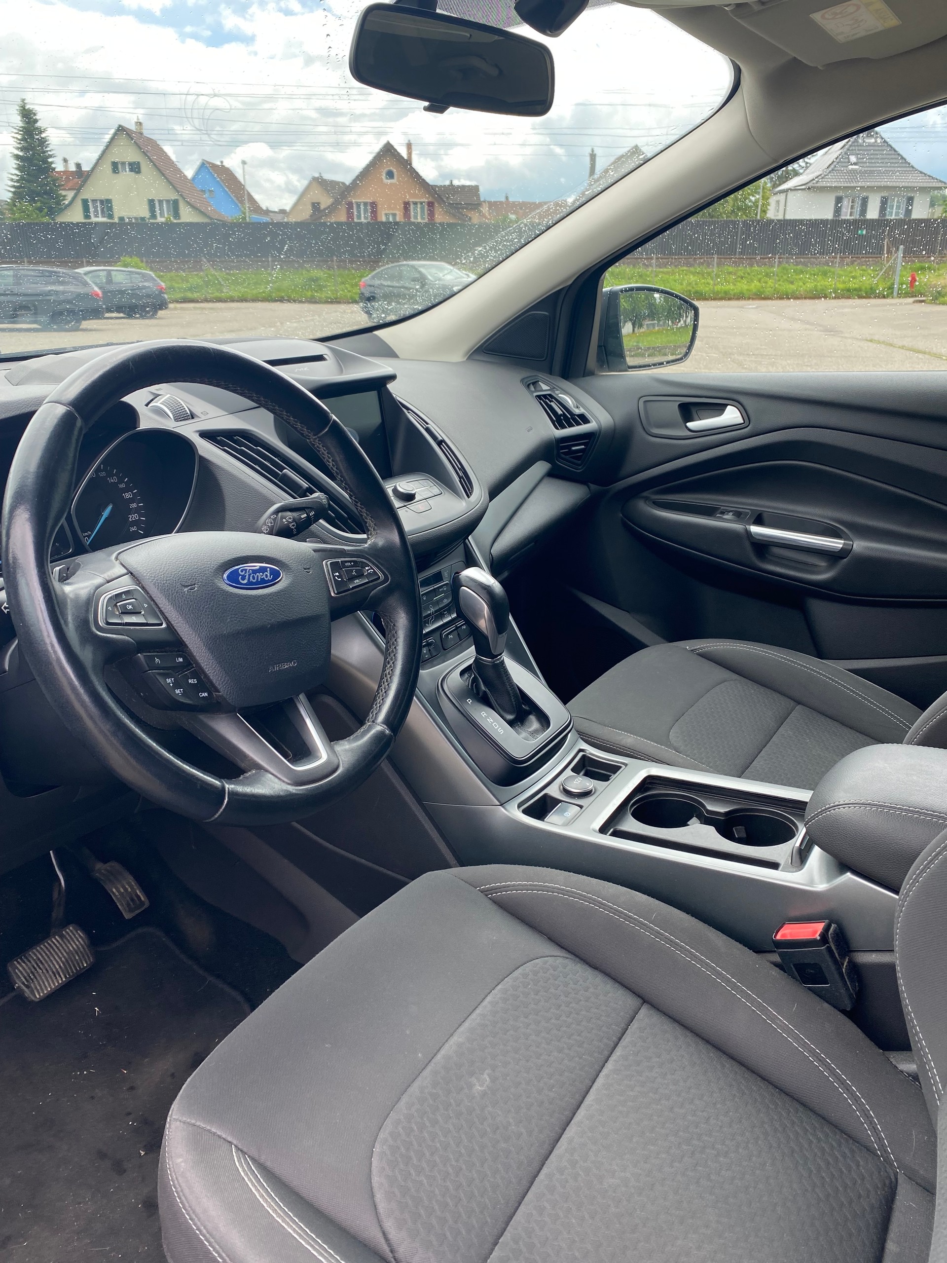 FORD Kuga 2.0 TDCi Trend 4WD PowerShift-image-10