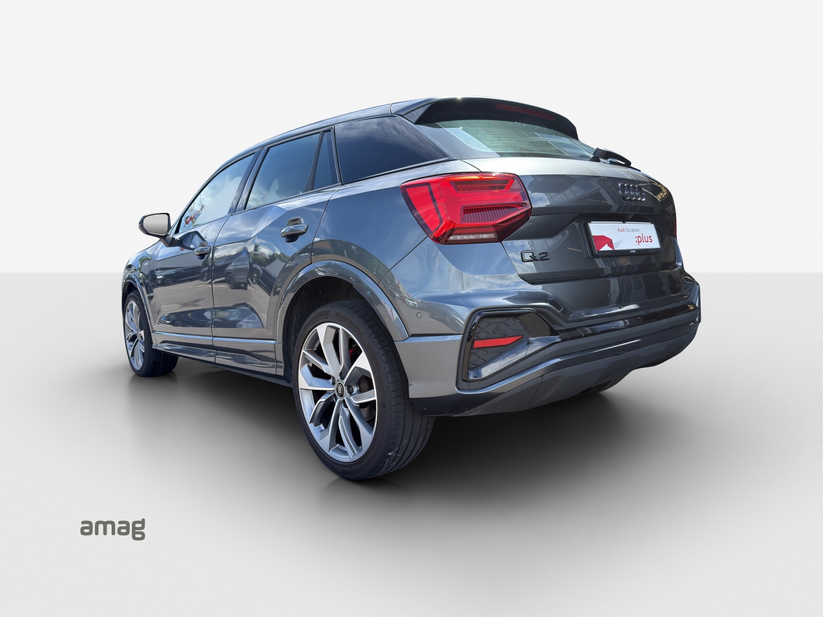 AUDI Q2 35 TFSI S line-showroom-element-2