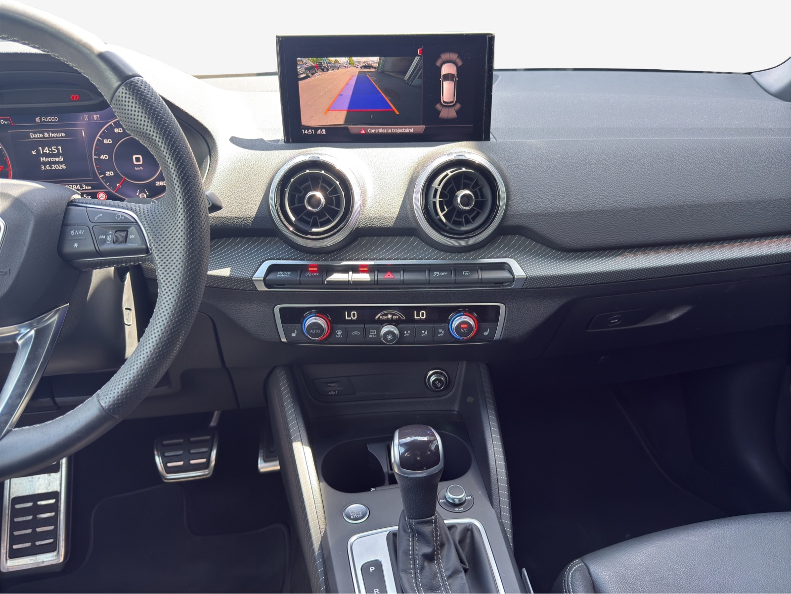 AUDI Q2 35 TFSI S line-image-10