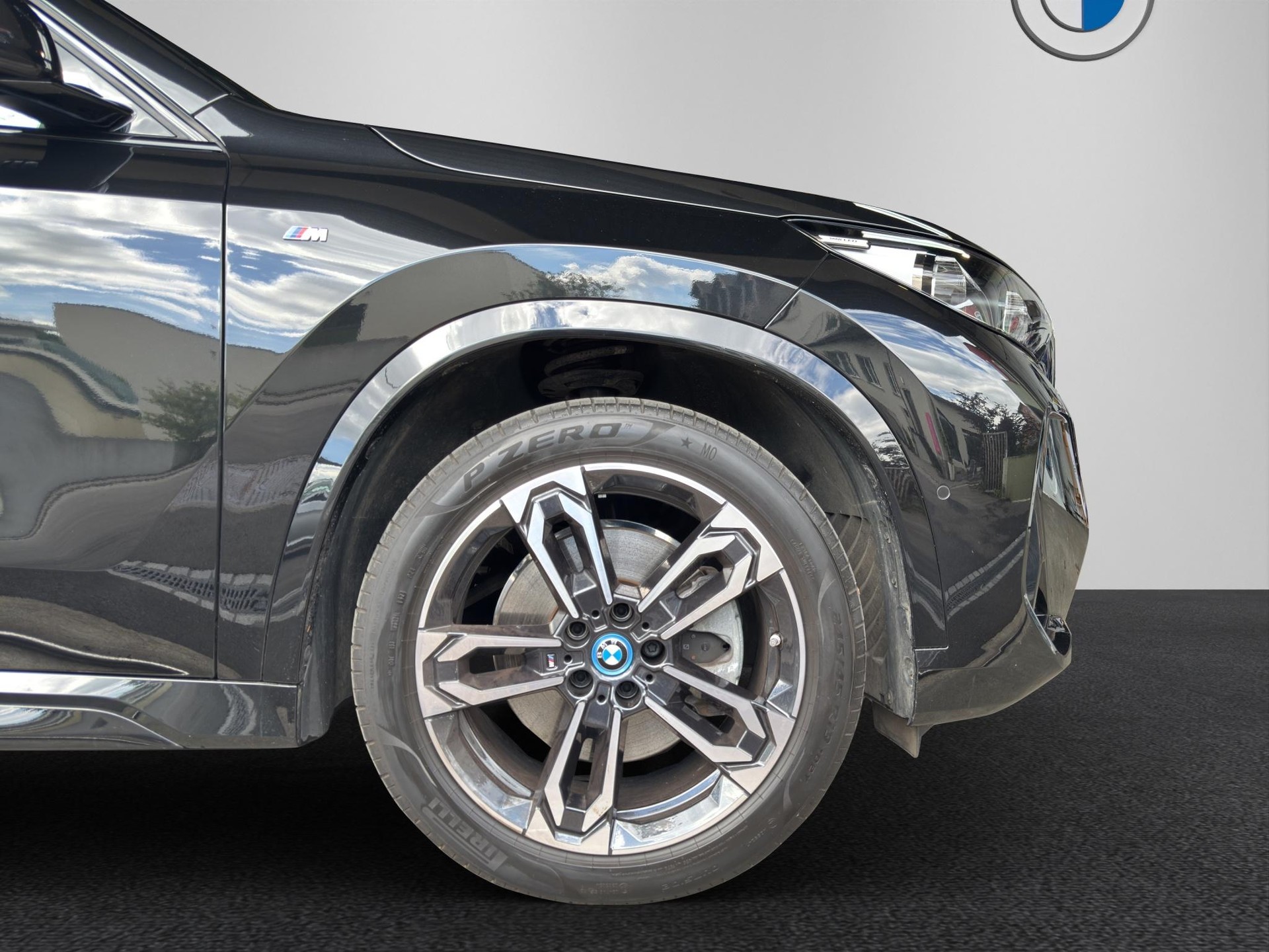 BMW X1 30e M Sport xDrive paddles-image-9