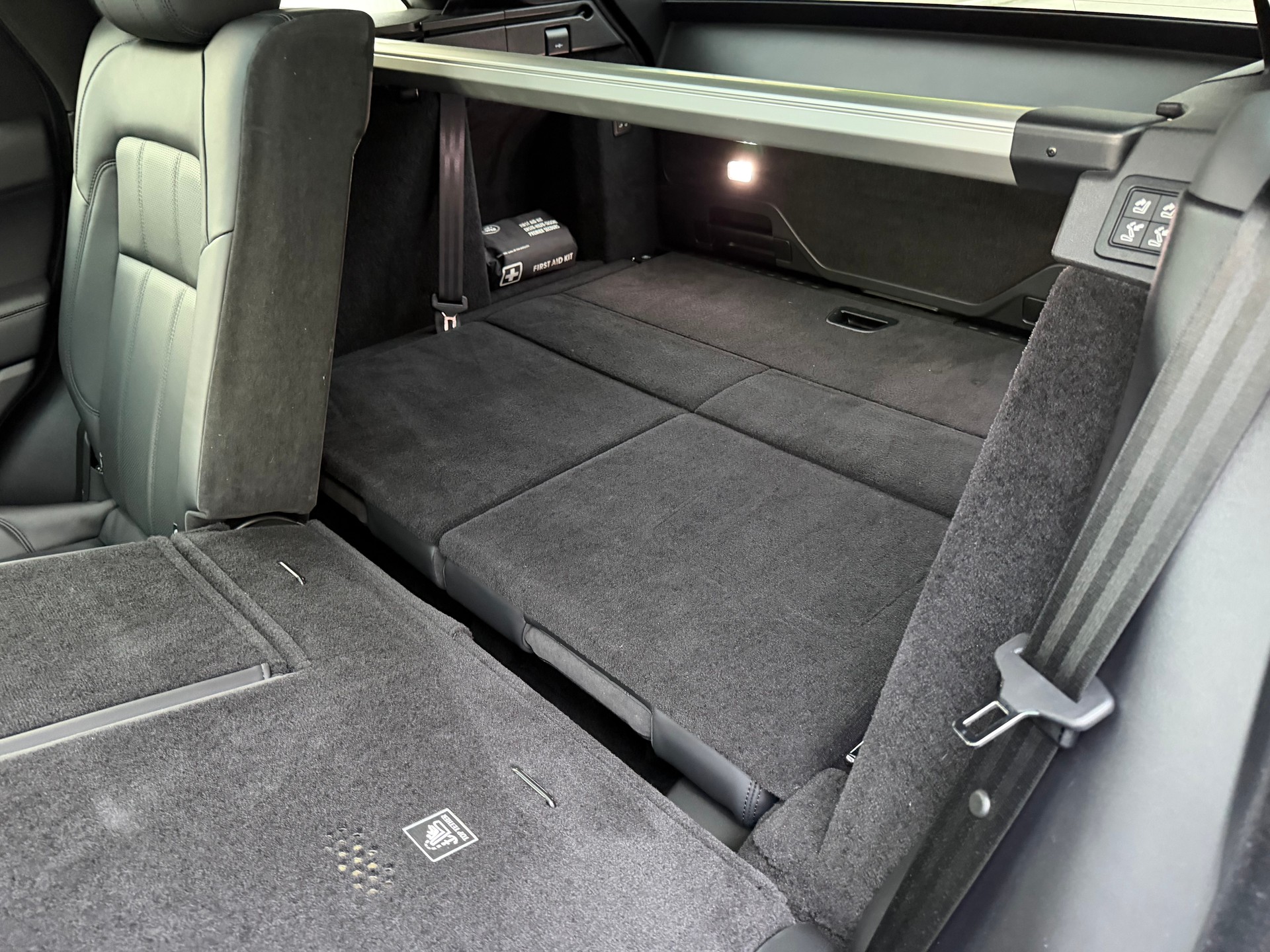 LAND ROVER Range Rover Sport 3.0 SDV6 —-7 PLACES — CROCHET ATTELAGE 3500 KG —-STARTECH—--image-41