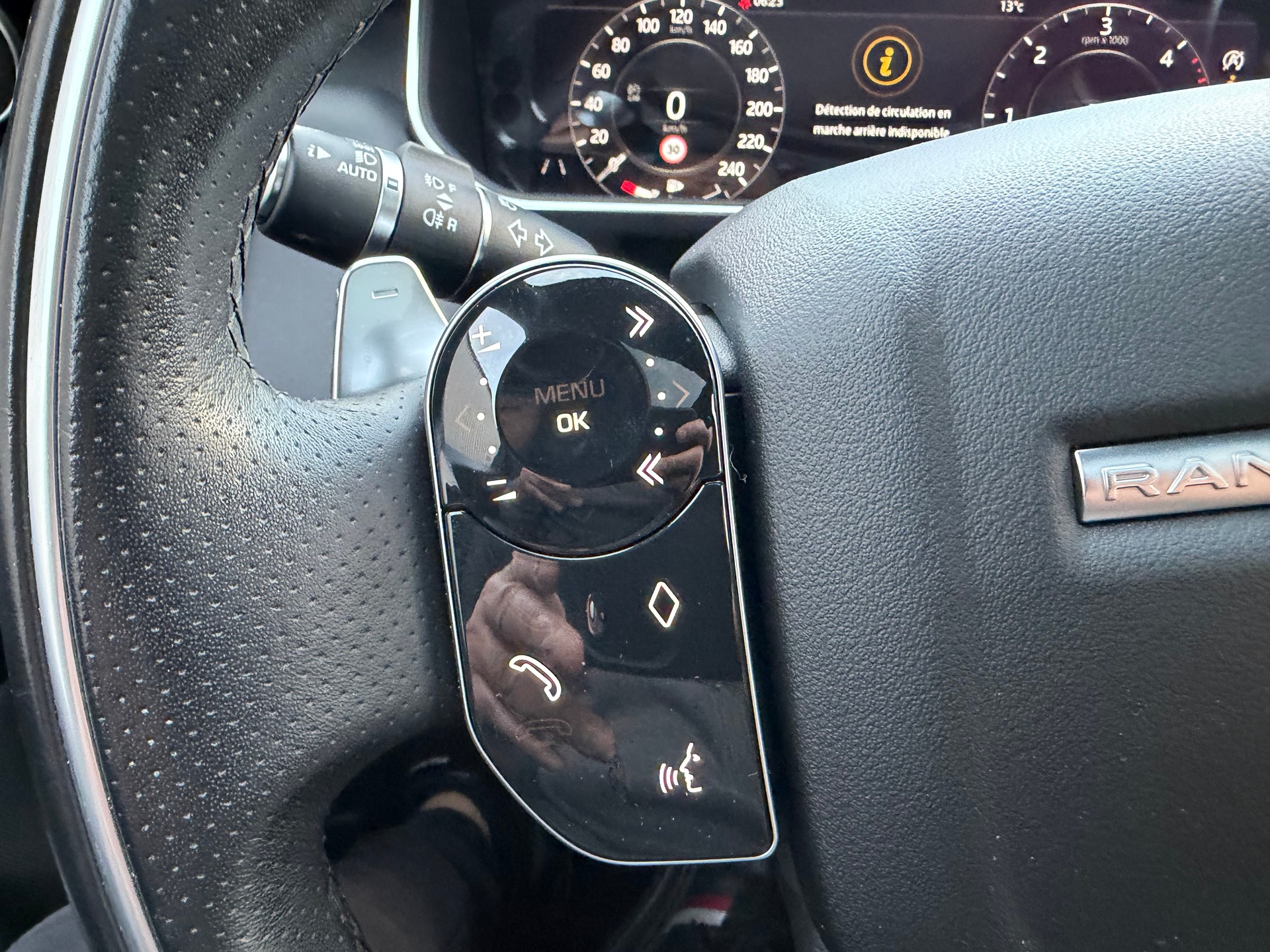 LAND ROVER Range Rover Sport 3.0 SDV6 —-7 PLACES — CROCHET ATTELAGE 3500 KG —-STARTECH—--image-24