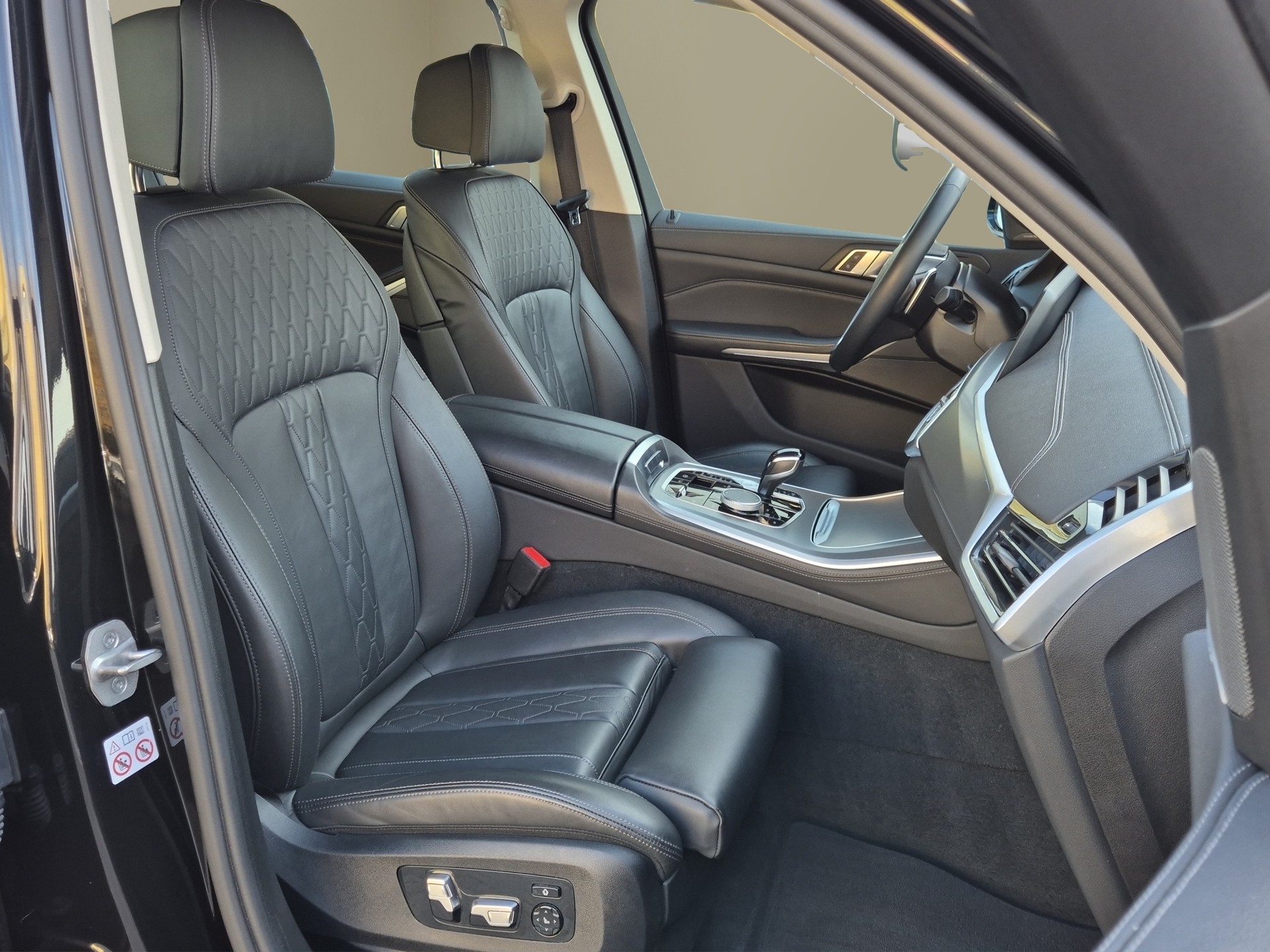 BMW X5 xDrive45e xLine Steptronic-image-15