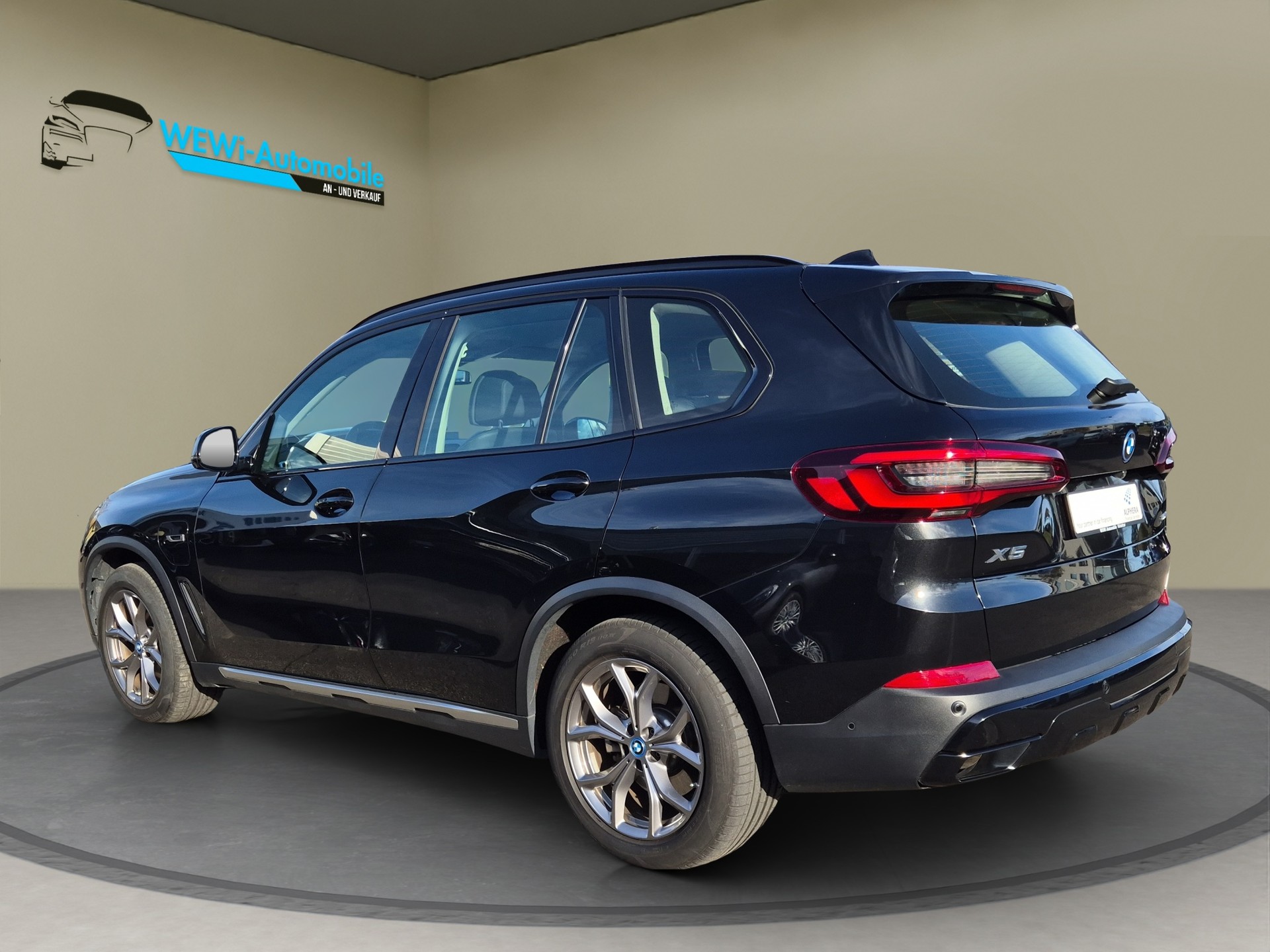 BMW X5 xDrive45e xLine Steptronic-image-4