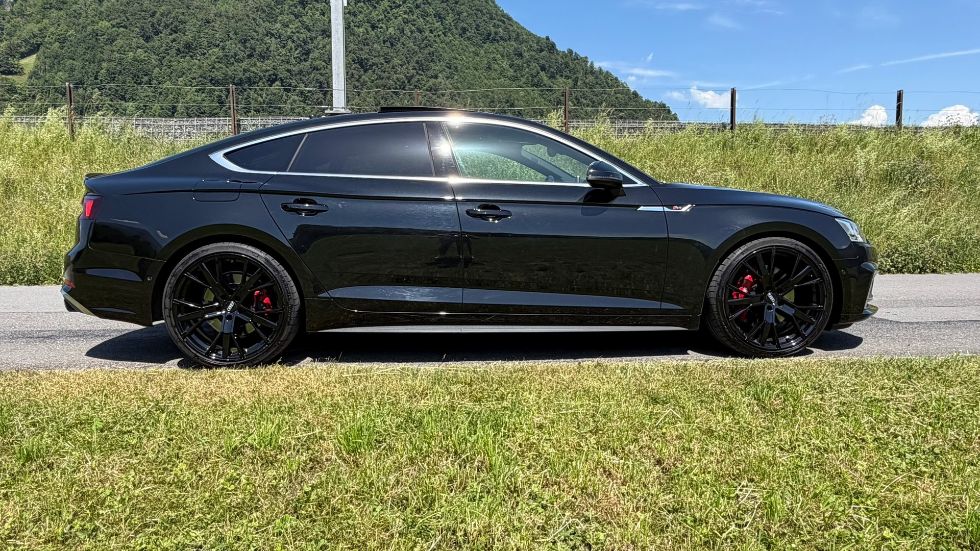 AUDI 3.0 V6 TFSI quattro T-Tronic-image-1
