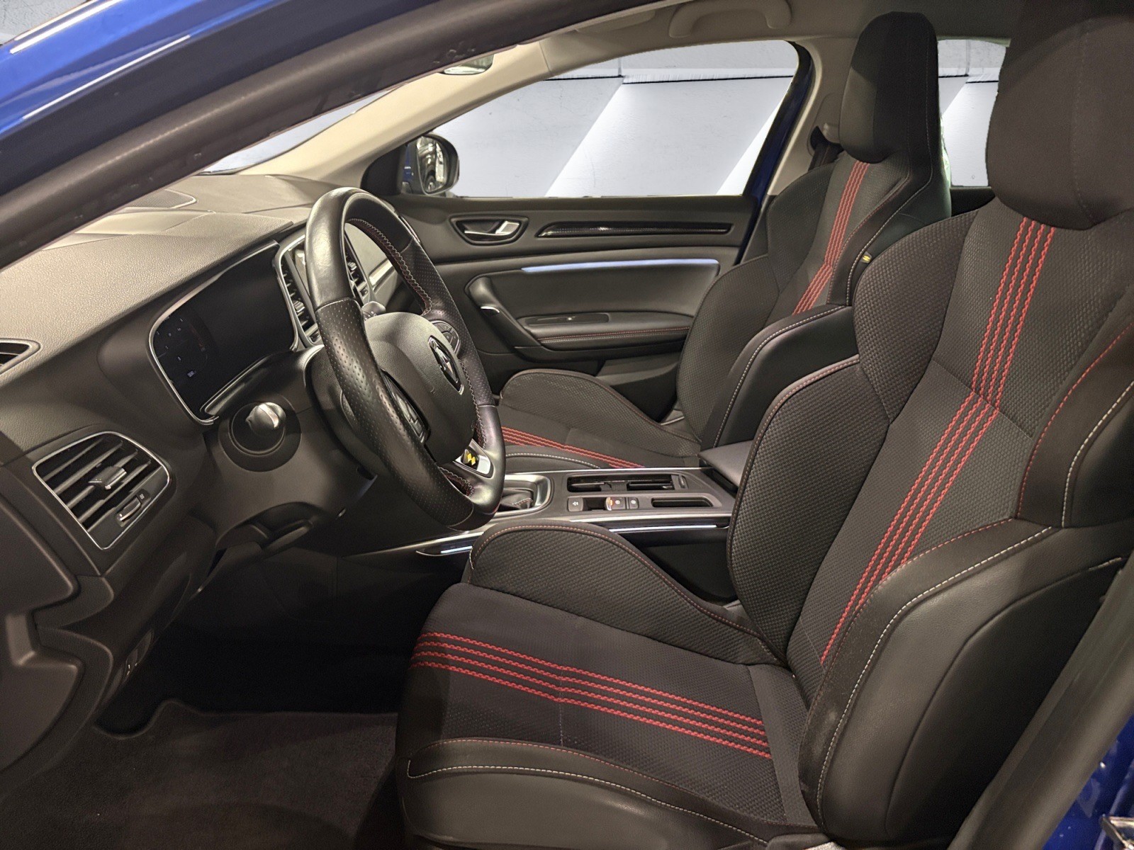 RENAULT Mégane Grandtour 1.3 16V R.S. Line EDC/ #1 Elite Dealer – AutoScout24 Award 2025 Winner-image-12