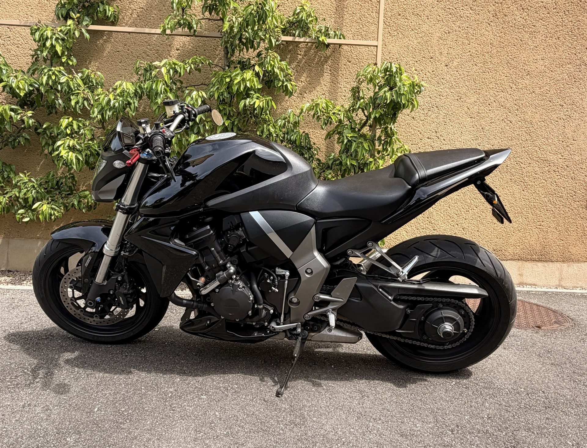 HONDA CB 1000 R ABS-image-5