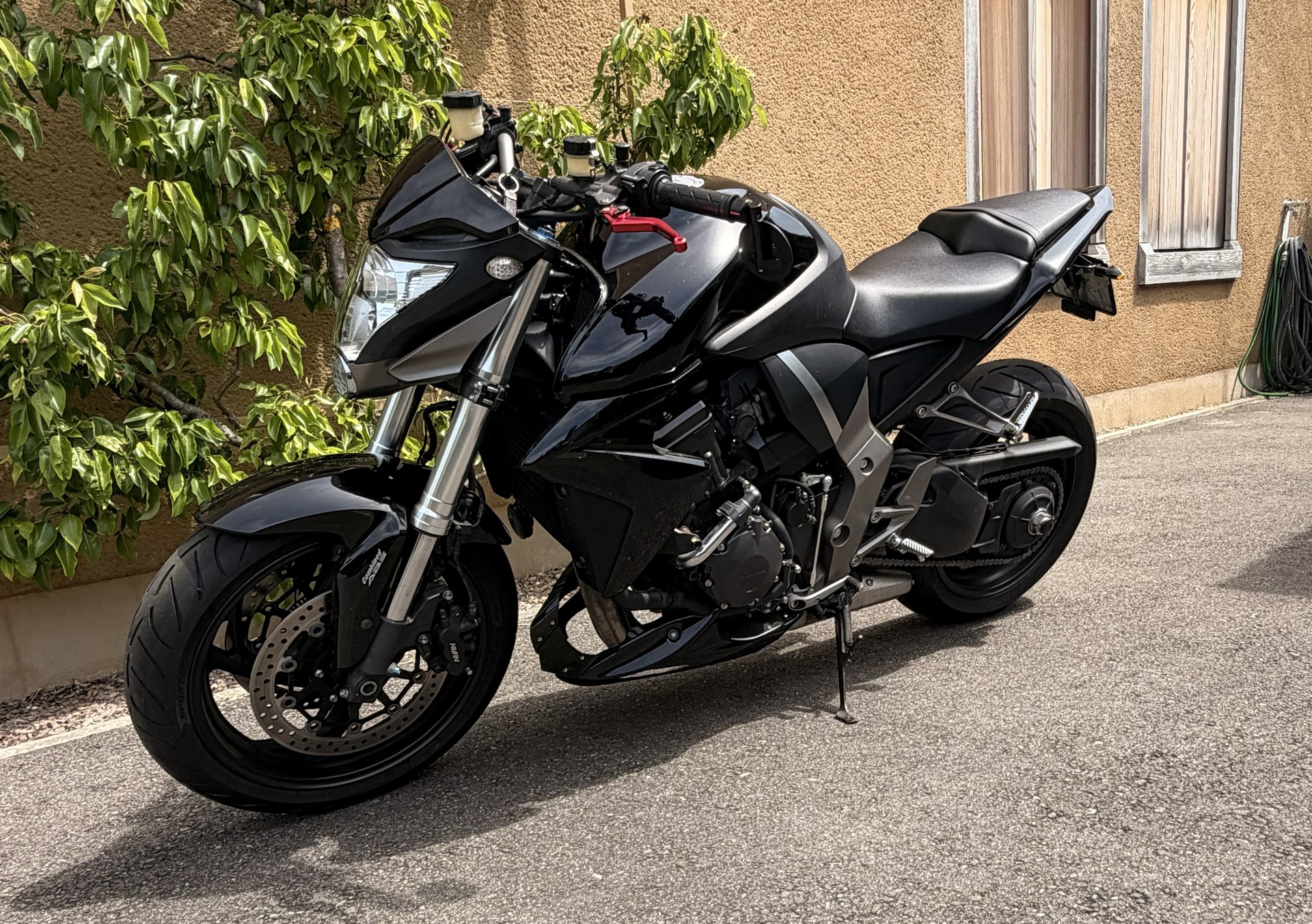 HONDA CB 1000 R ABS-image-10