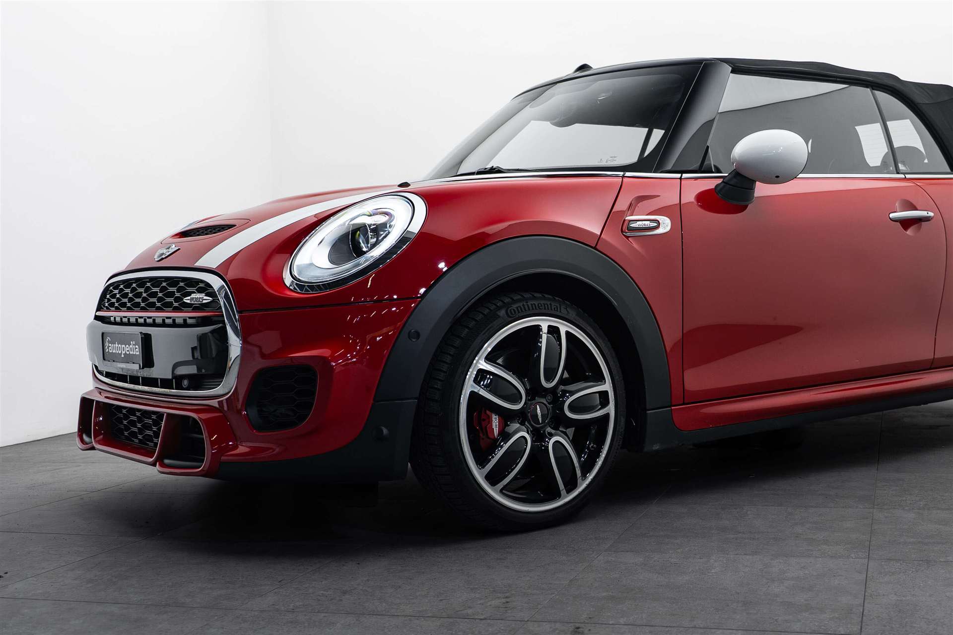 MINI Cooper John Cooper Works Cabriolet Steptronic-showroom-element-3