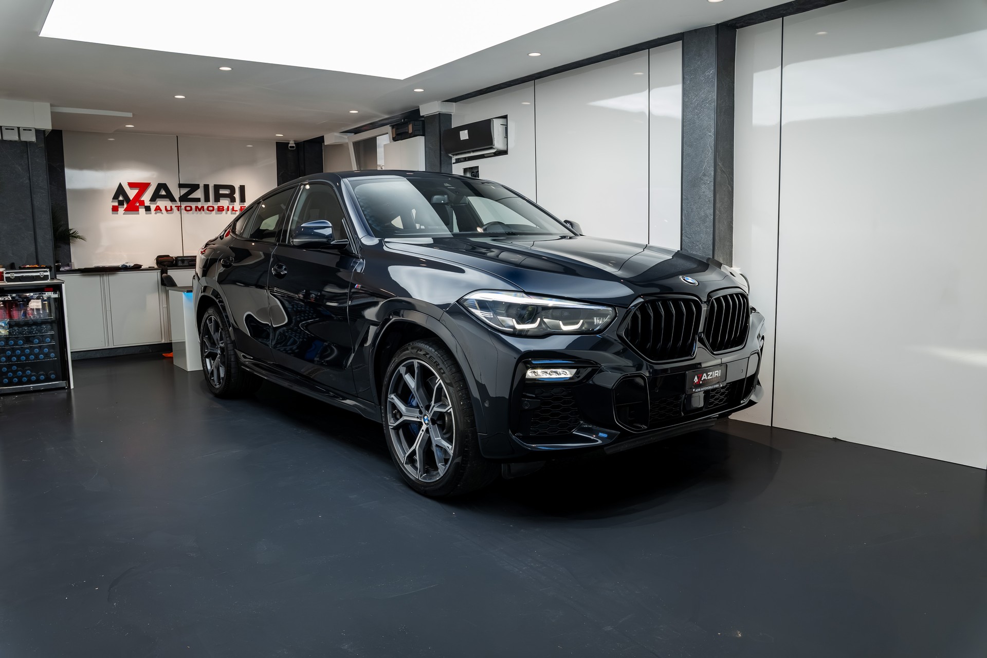 BMW X6 M50i Steptronic-showroom-element-2