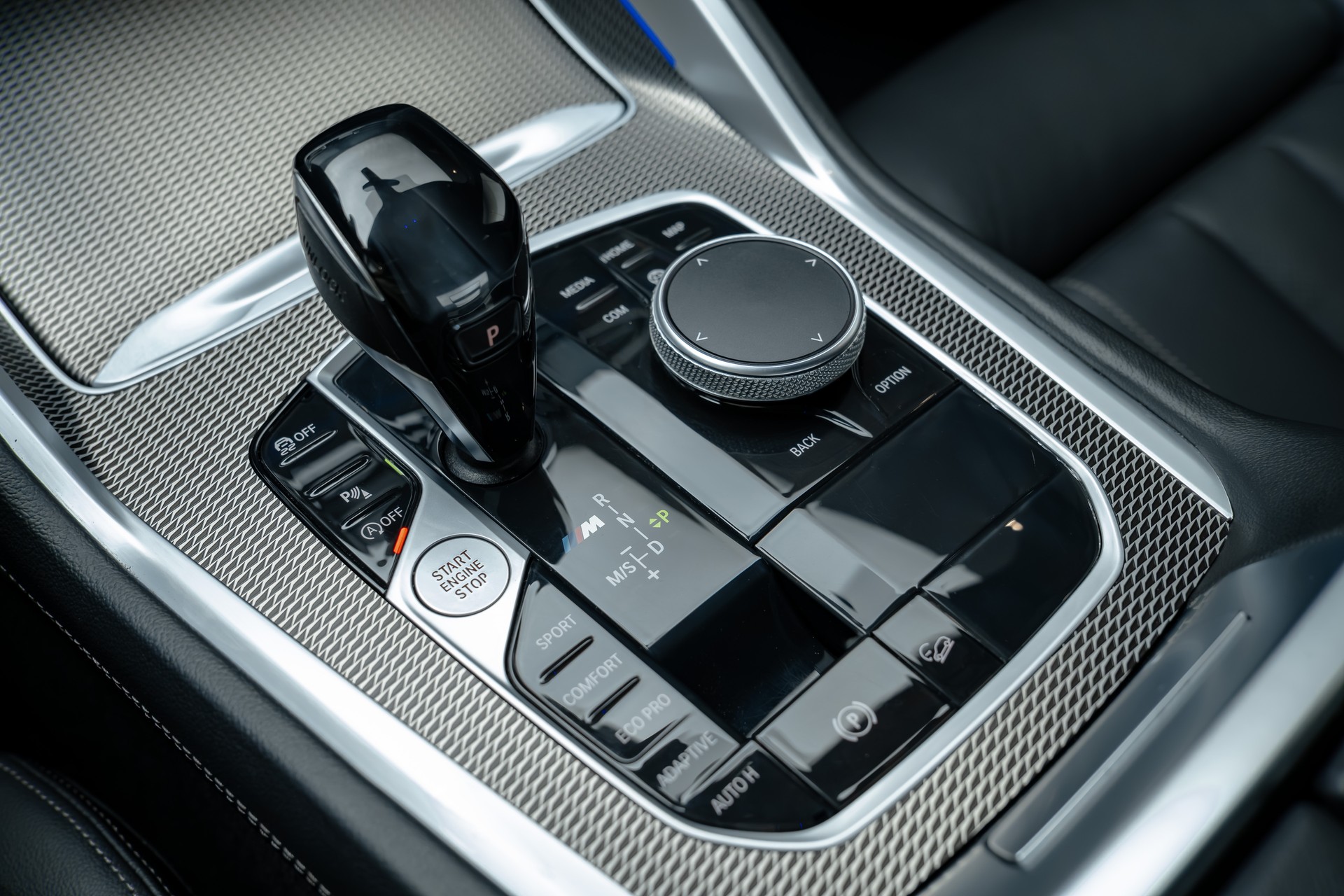 BMW X6 M50i Steptronic-image-10