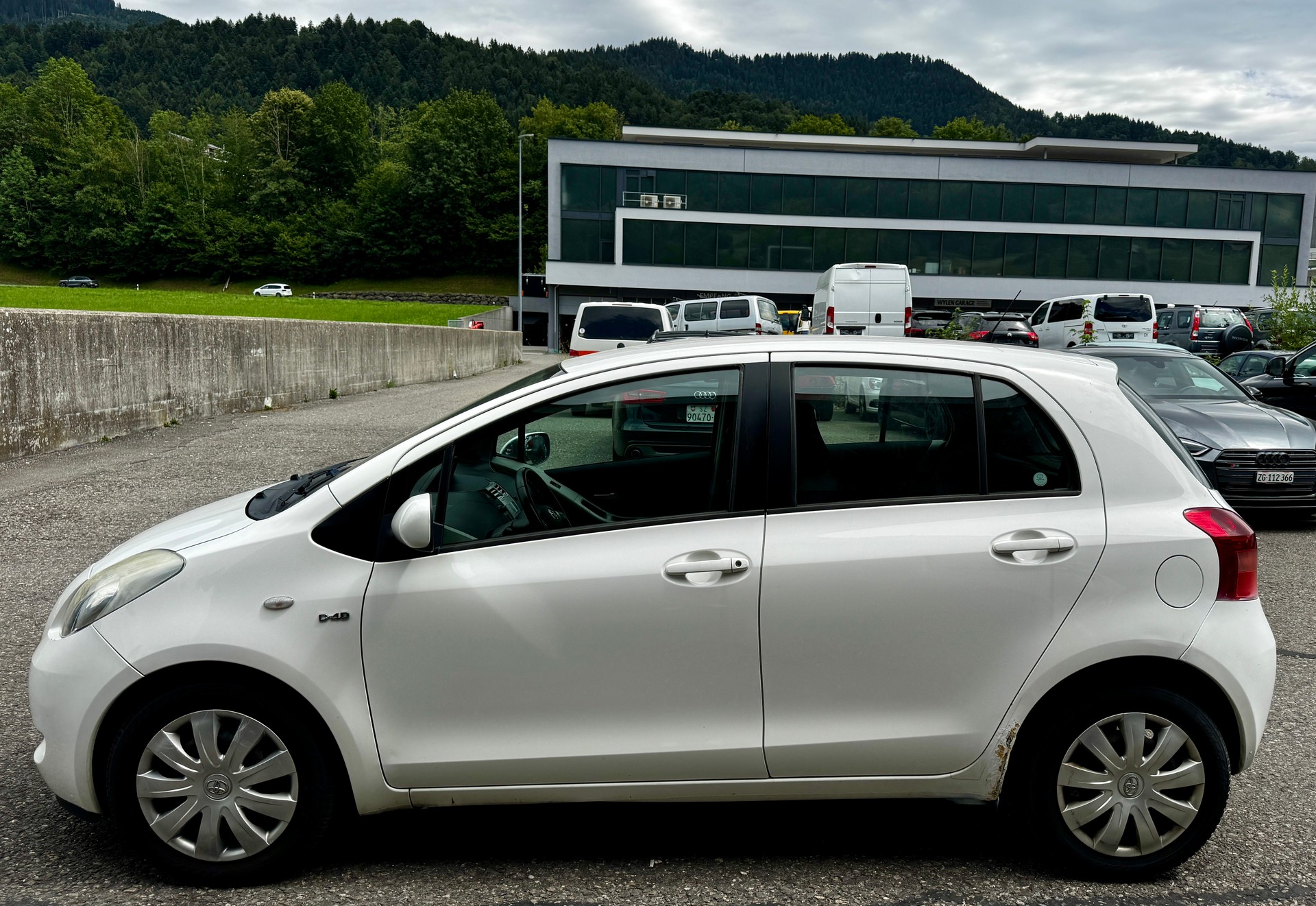 TOYOTA Yaris 1.4 D-4D City Multimode-image-1