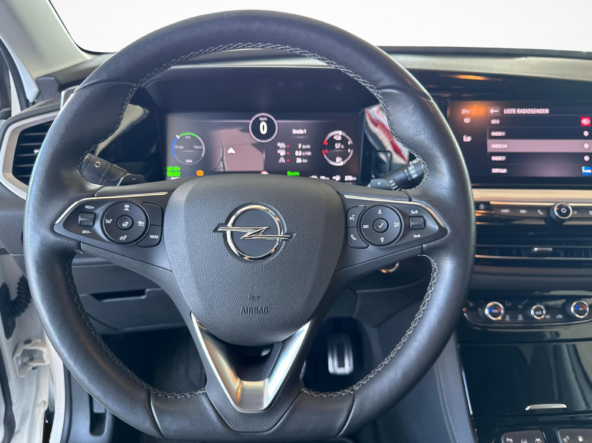 OPEL Grandland 1.6 T PHEV GS Line / Jetzt mit attraktivem 1.99% Leasing-image-13