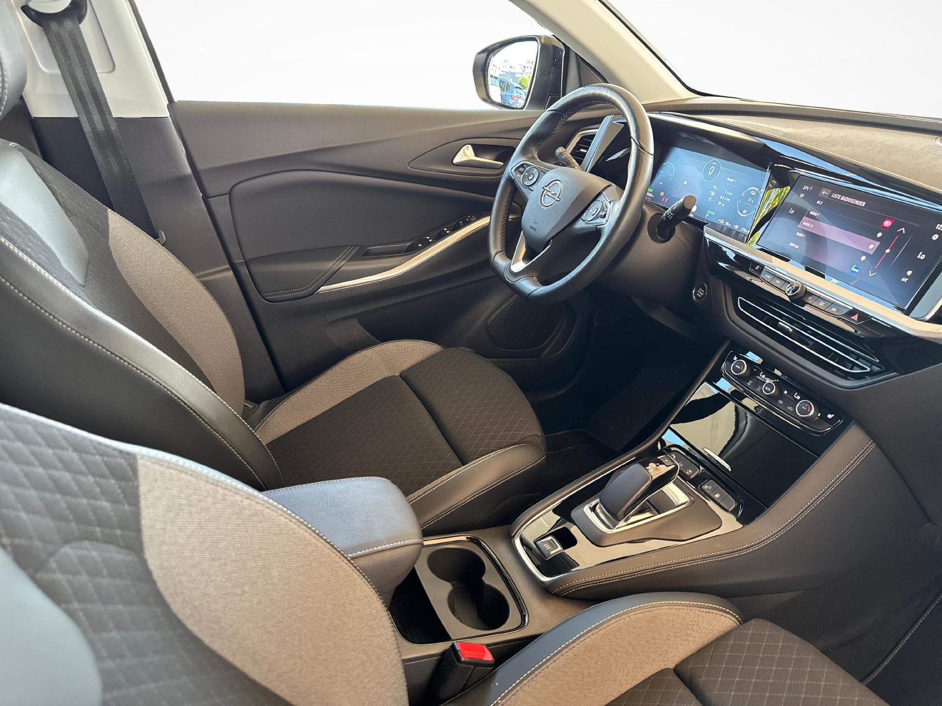 OPEL Grandland 1.6 T PHEV GS Line / Jetzt mit attraktivem 1.99% Leasing-image-10