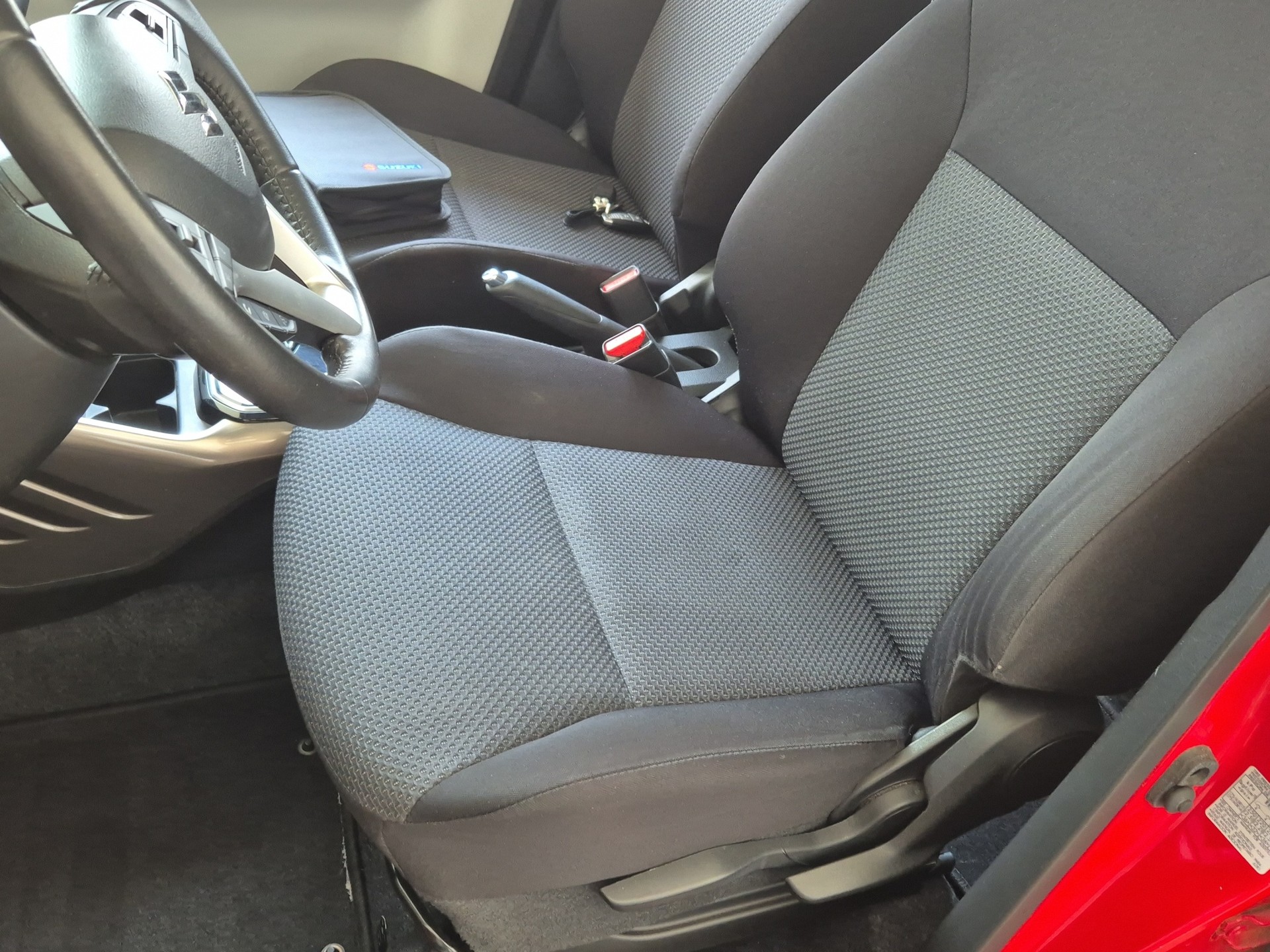 SUZUKI Ignis 1.2i Compact Top AGS-image-10