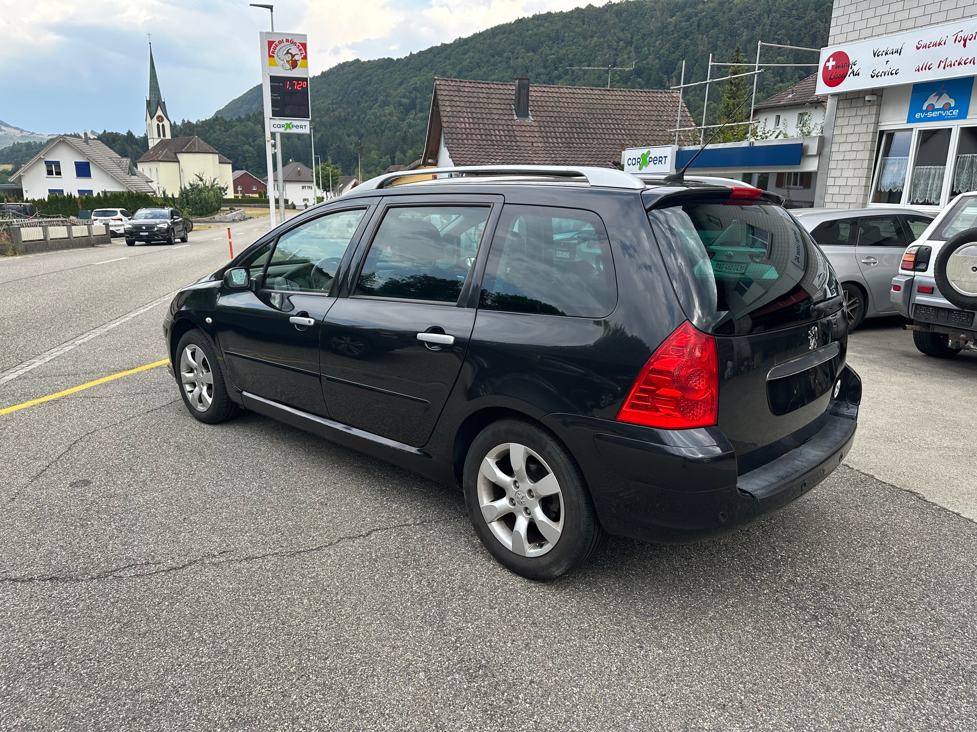 PEUGEOT 307 SW 2.0 16V Premium-image-1