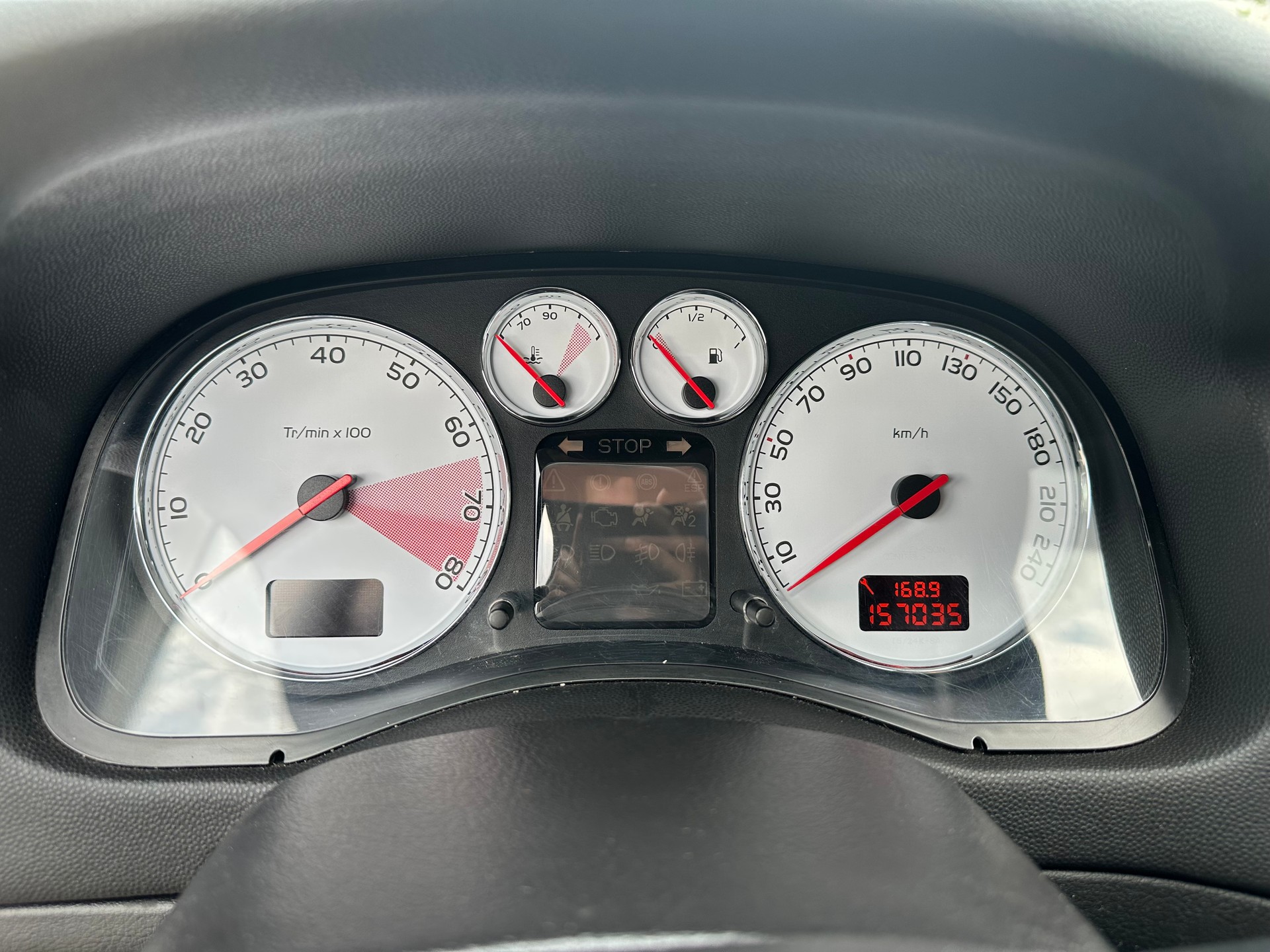 PEUGEOT 307 SW 2.0 16V Premium-image-9