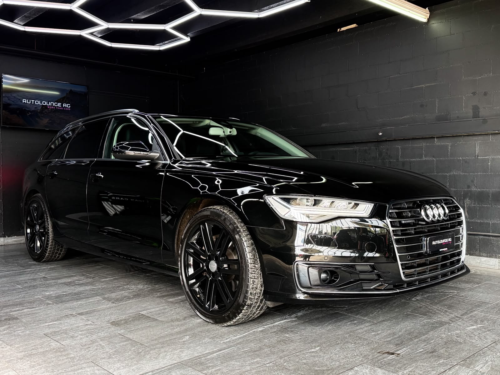 AUDI A6 Avant 3.0 TDI V6 quattro S-tronic-showroom-element-1