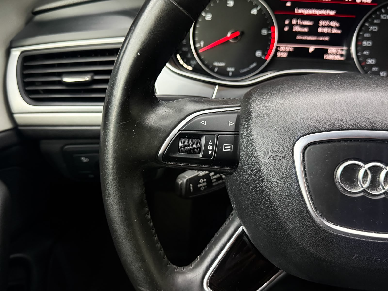 AUDI A6 Avant 3.0 TDI V6 quattro S-tronic-image-11