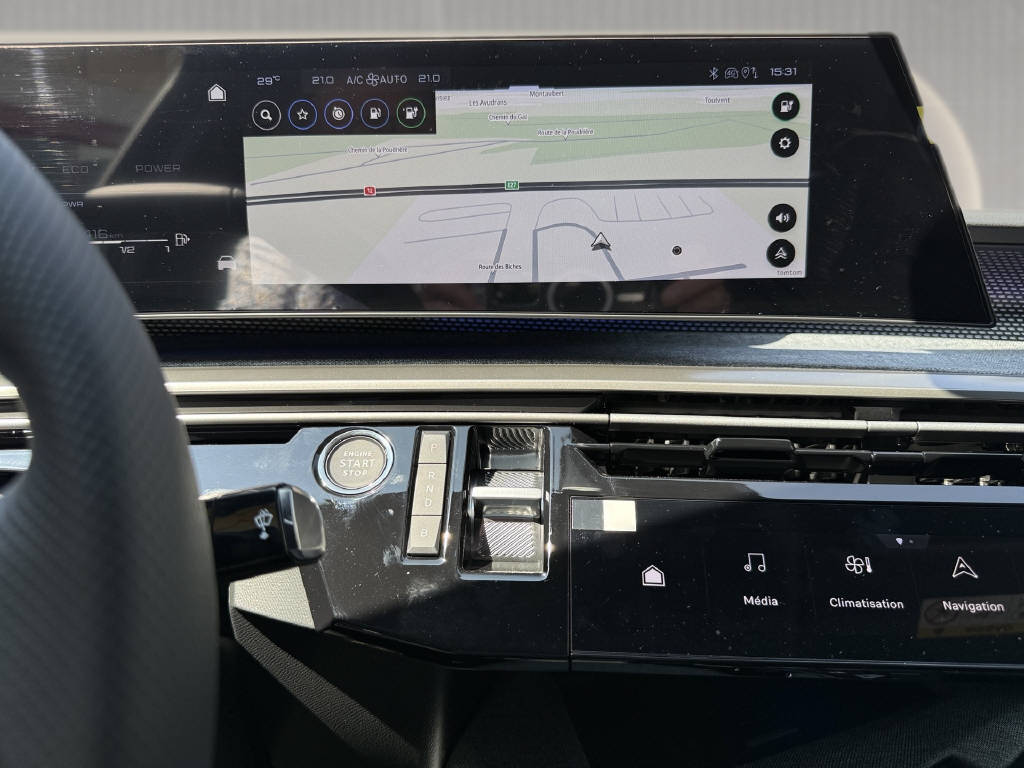 PEUGEOT 3008 Plug-in Hybrid 225 e-DCS7 GT Exclusive-image-9