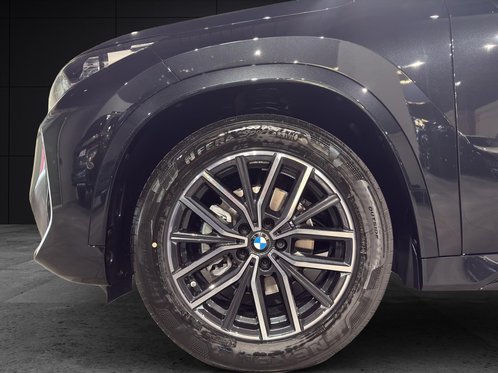 BMW X1 20d xDrive paddles-image-8