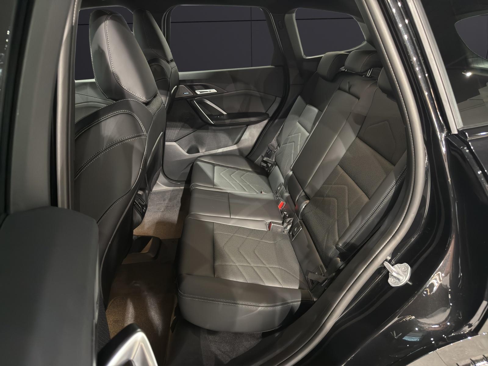 BMW X1 20d xDrive paddles-image-16