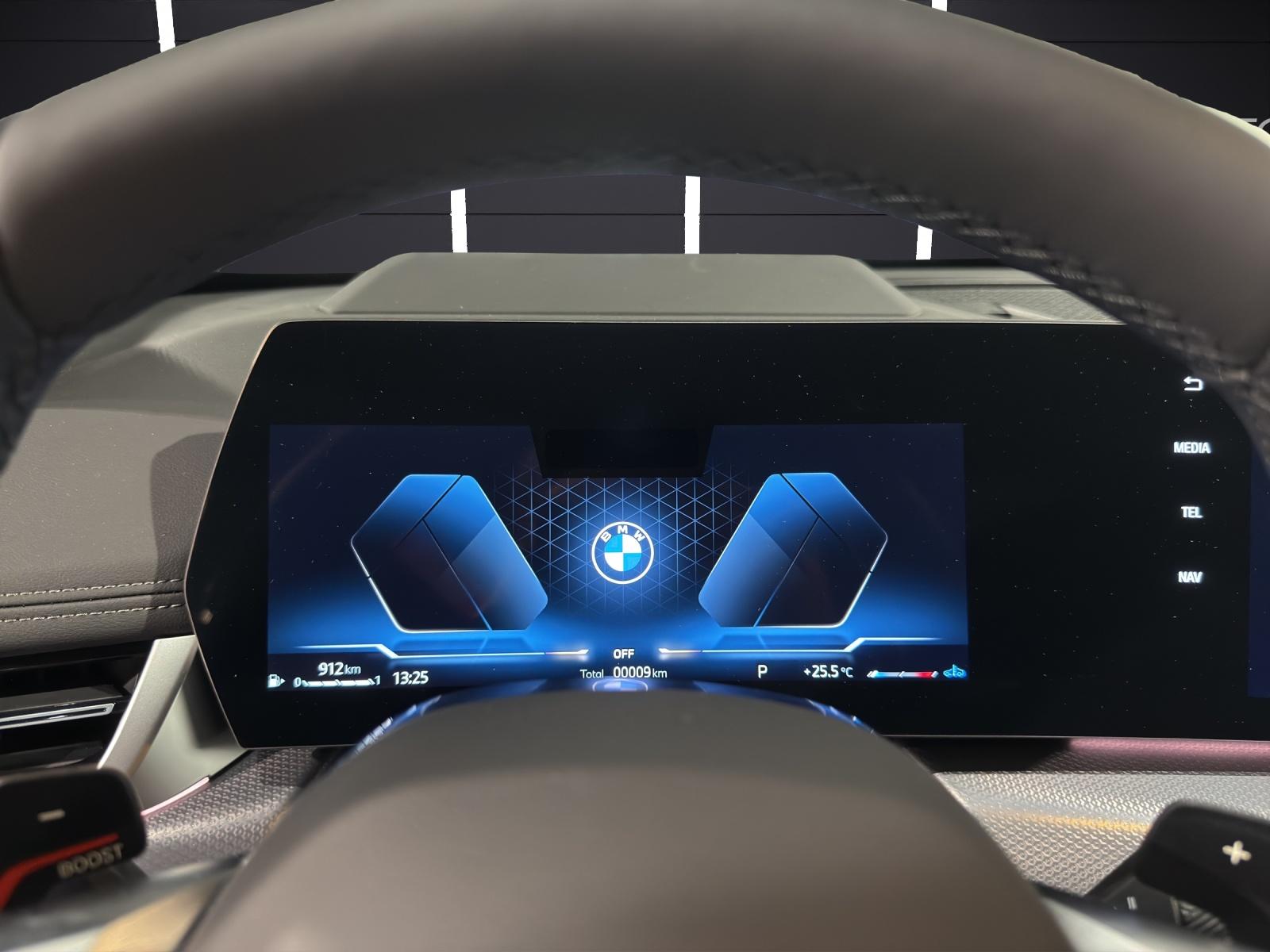 BMW X1 20d xDrive paddles-image-10