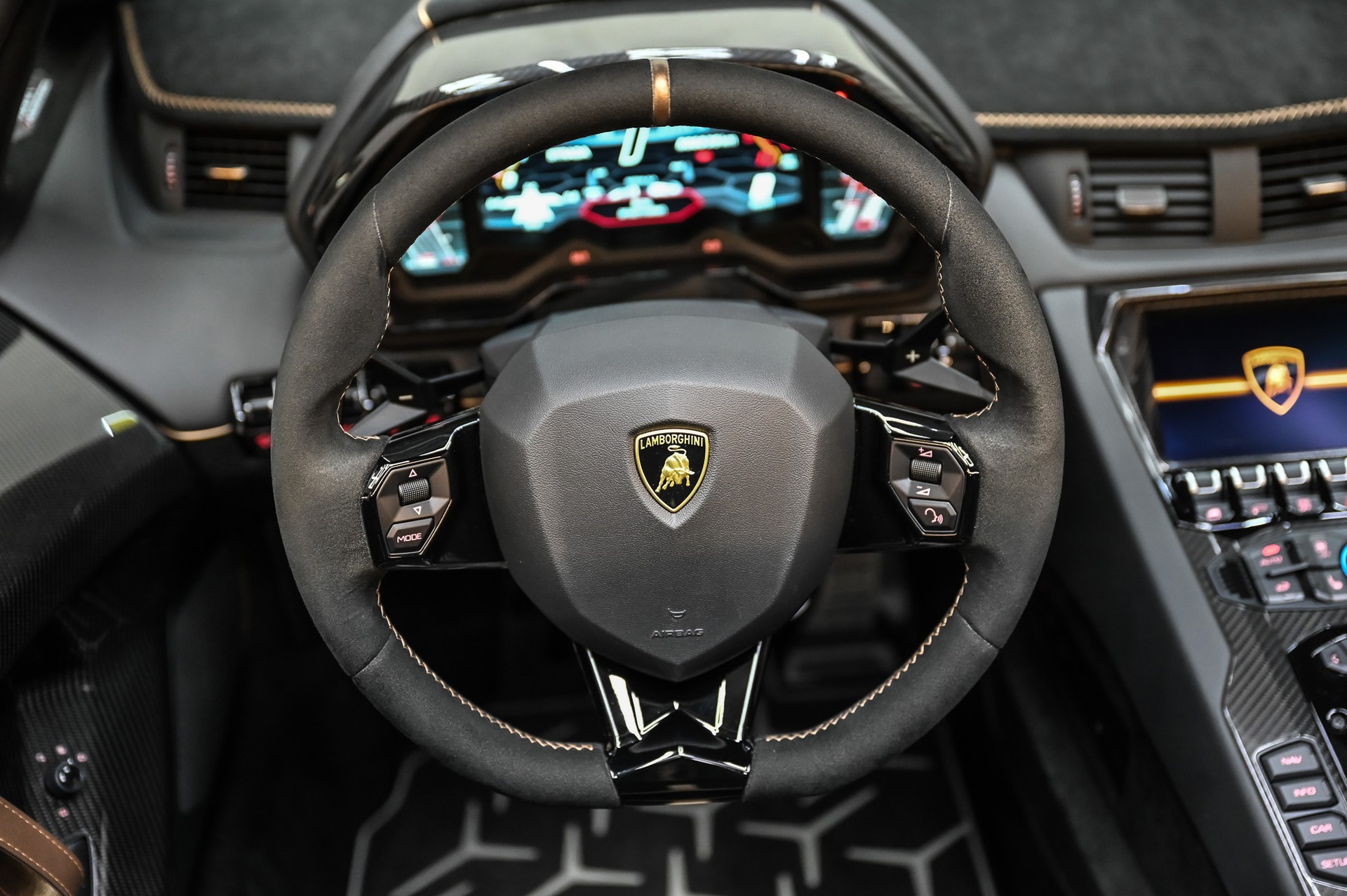 LAMBORGHINI Aventador SVJ Roadster 6.5 (1 of 800) Bronzo Zenas Matt-image-32