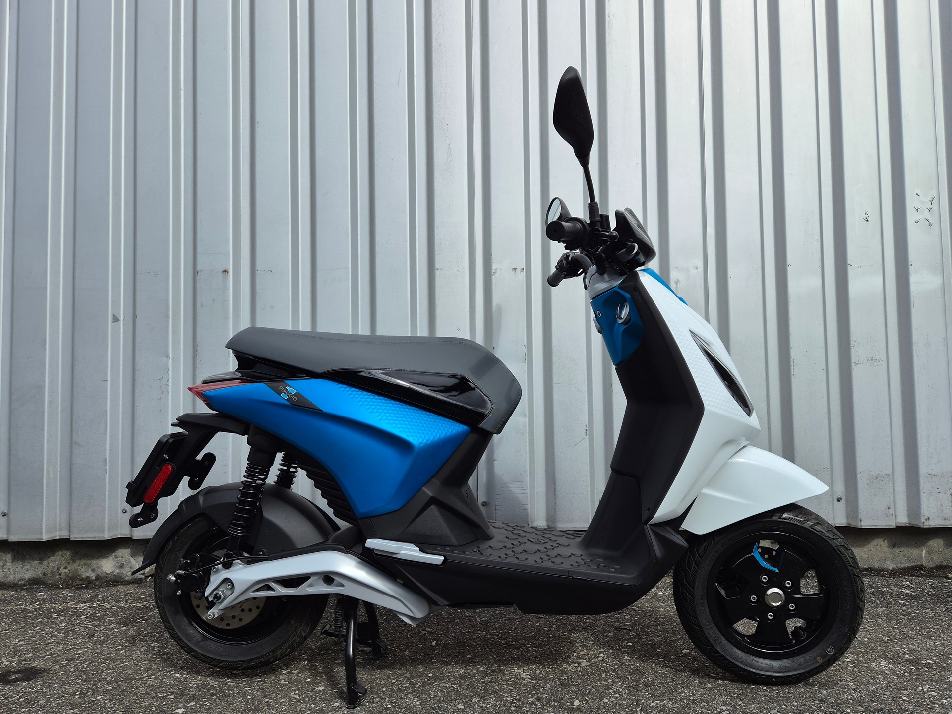 PIAGGIO Piaggio 1 Active 60km/h KUNDENAUFTRAGFull Electric-image-1
