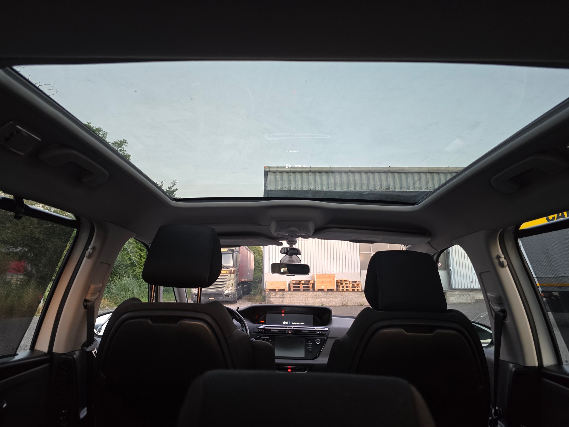 CITROEN Grand C4 Picasso 1.6i 16V e-THP Séduction-image-7