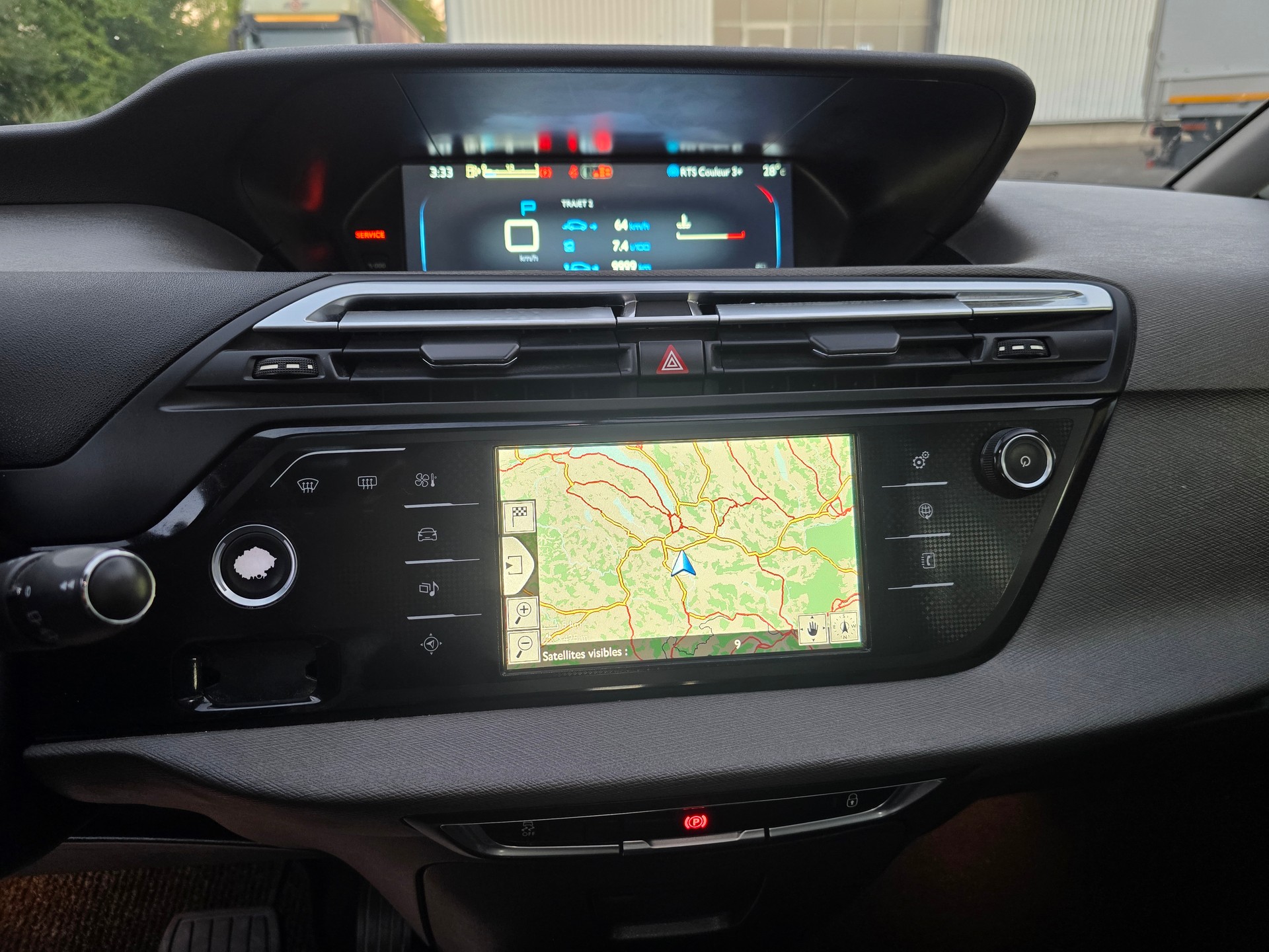 CITROEN Grand C4 Picasso 1.6i 16V e-THP Séduction-image-18