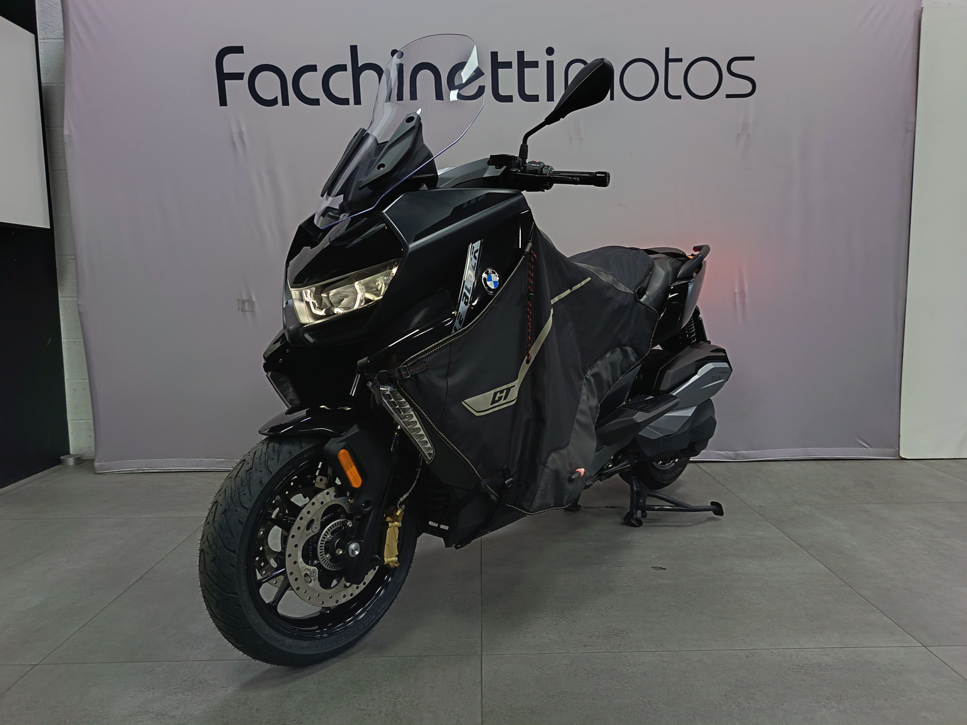 BMW C 400 GT Triple Black ***139 chf/mois sur 36 mois***-image-2