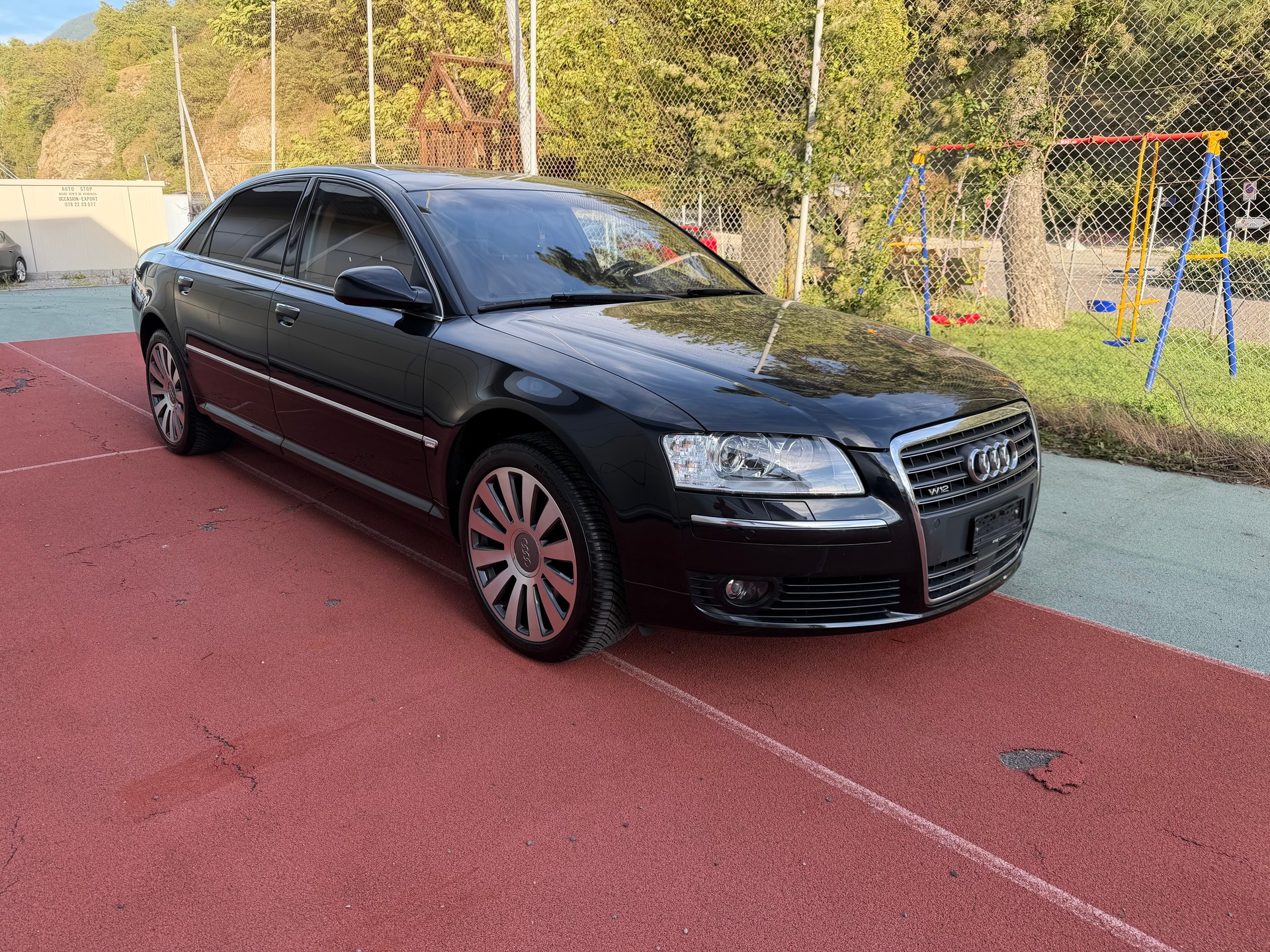 AUDI A8 L 6.0 quattro tiptronic-image-1