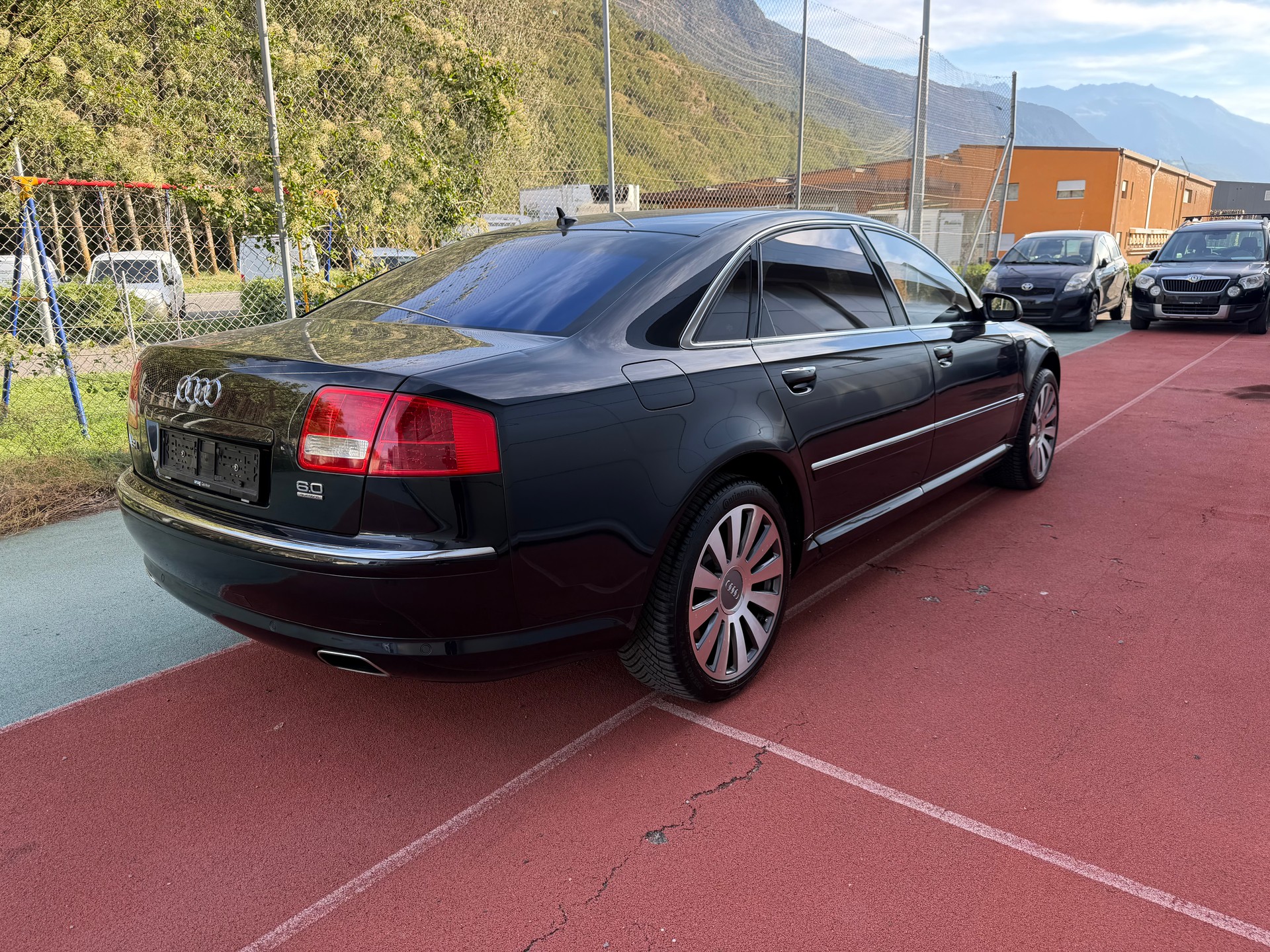 AUDI A8 L 6.0 quattro tiptronic-image-4