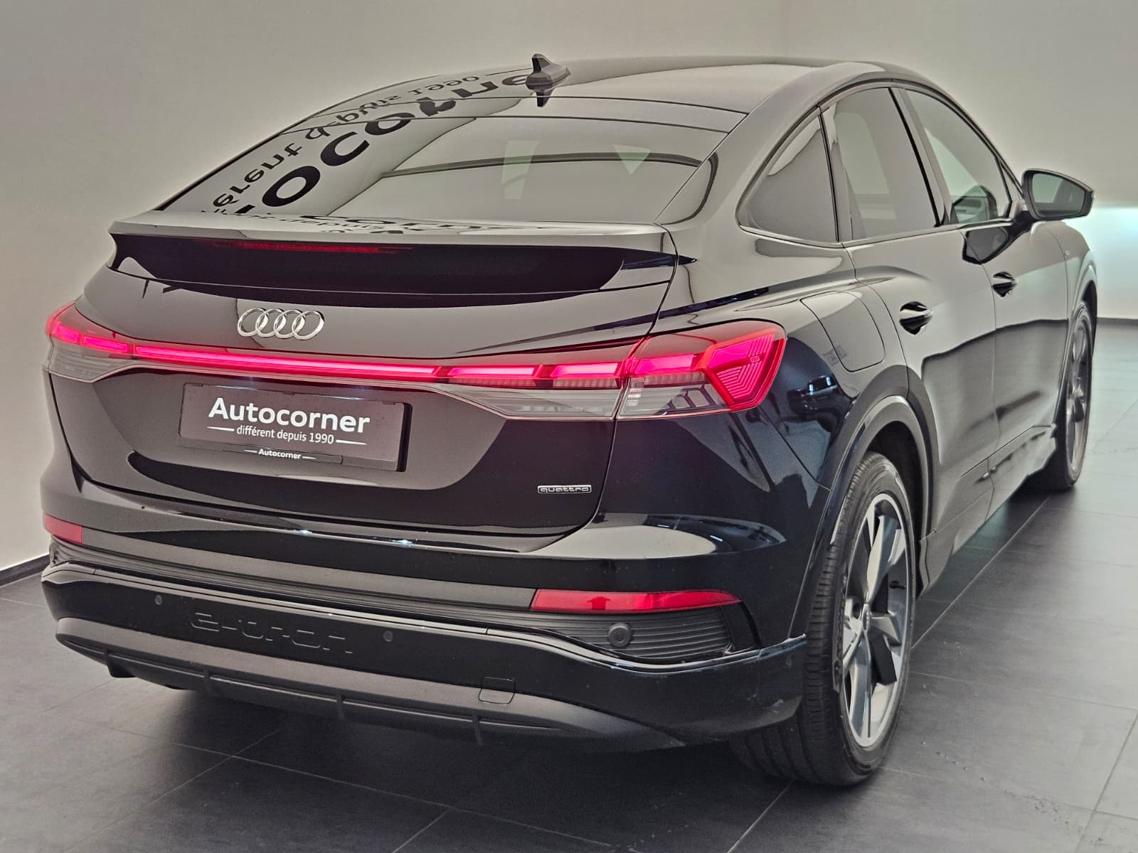 AUDI Q4 Sportback e-tron 45 quattro-image-6