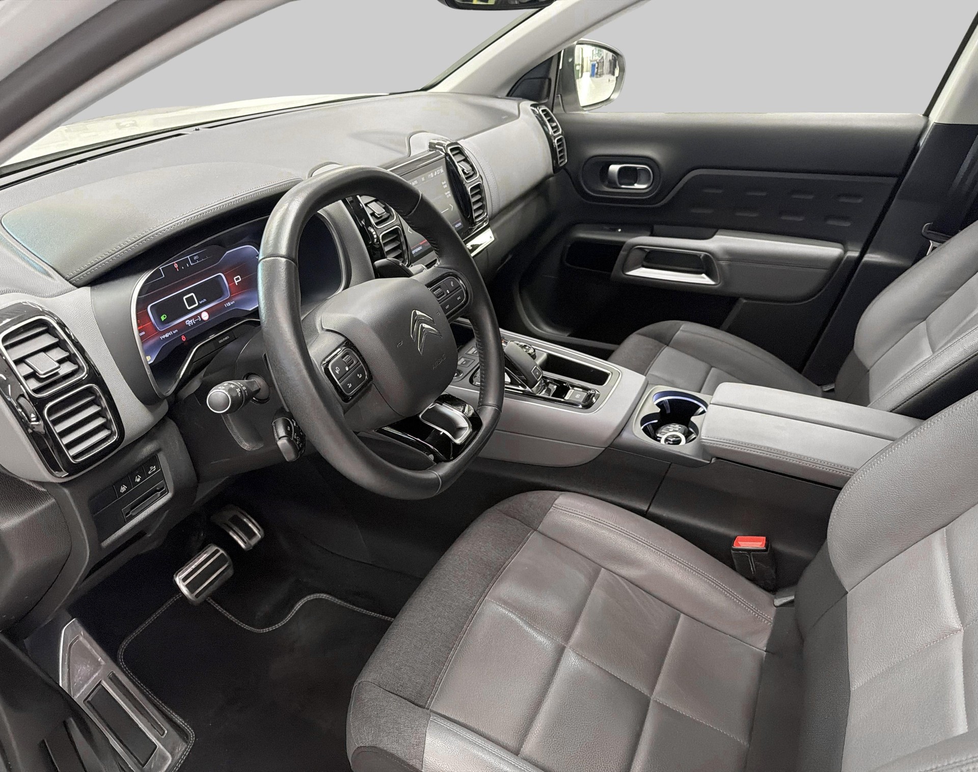 CITROEN C5 Aircross 1.5 HDi Shine-showroom-element-2