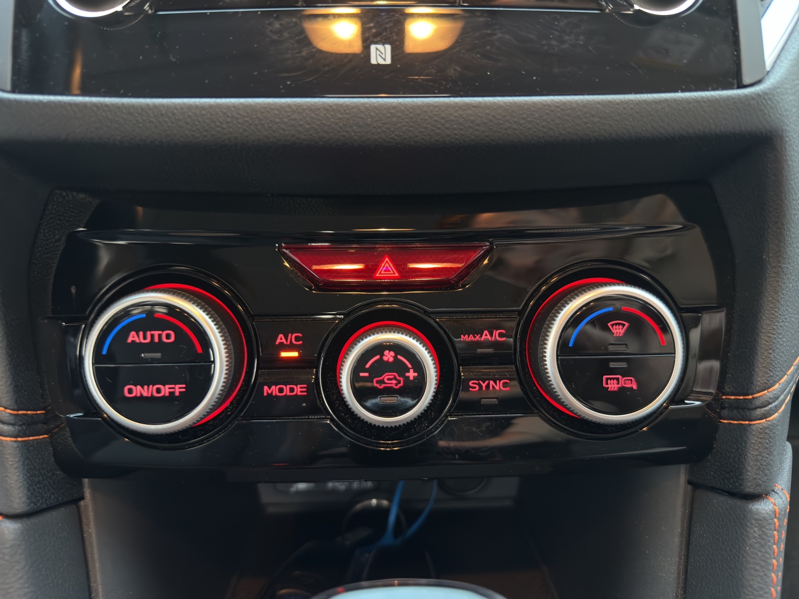 SUBARU XV 2.0 e-Boxer Swiss Plus AWD Lineartronic-image-15