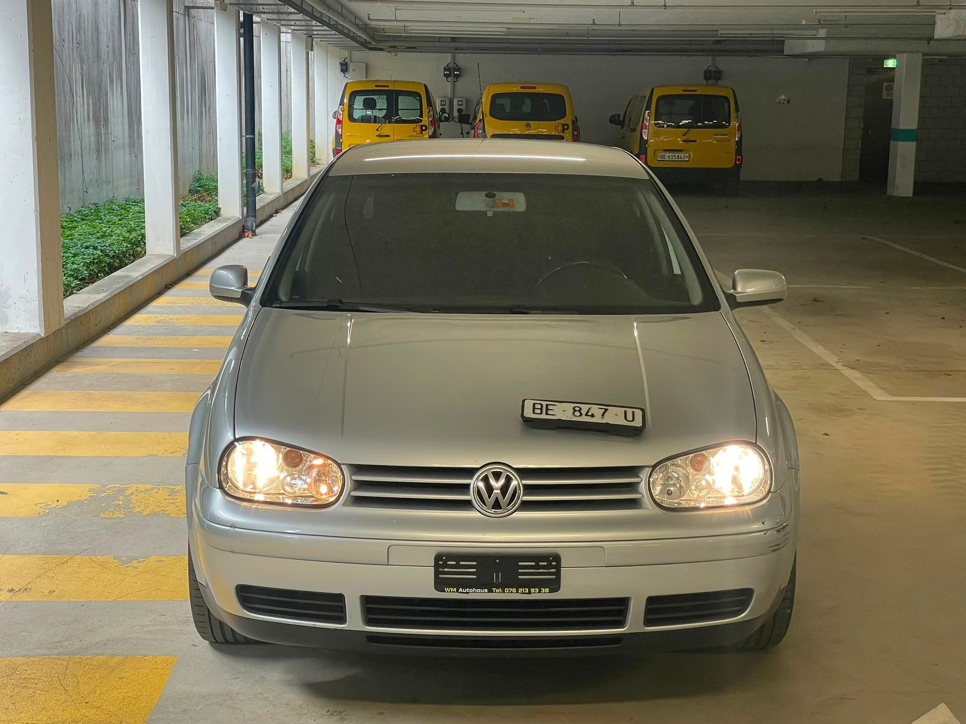 VW Golf 1.6 Pacific Automatic-showroom-element-3