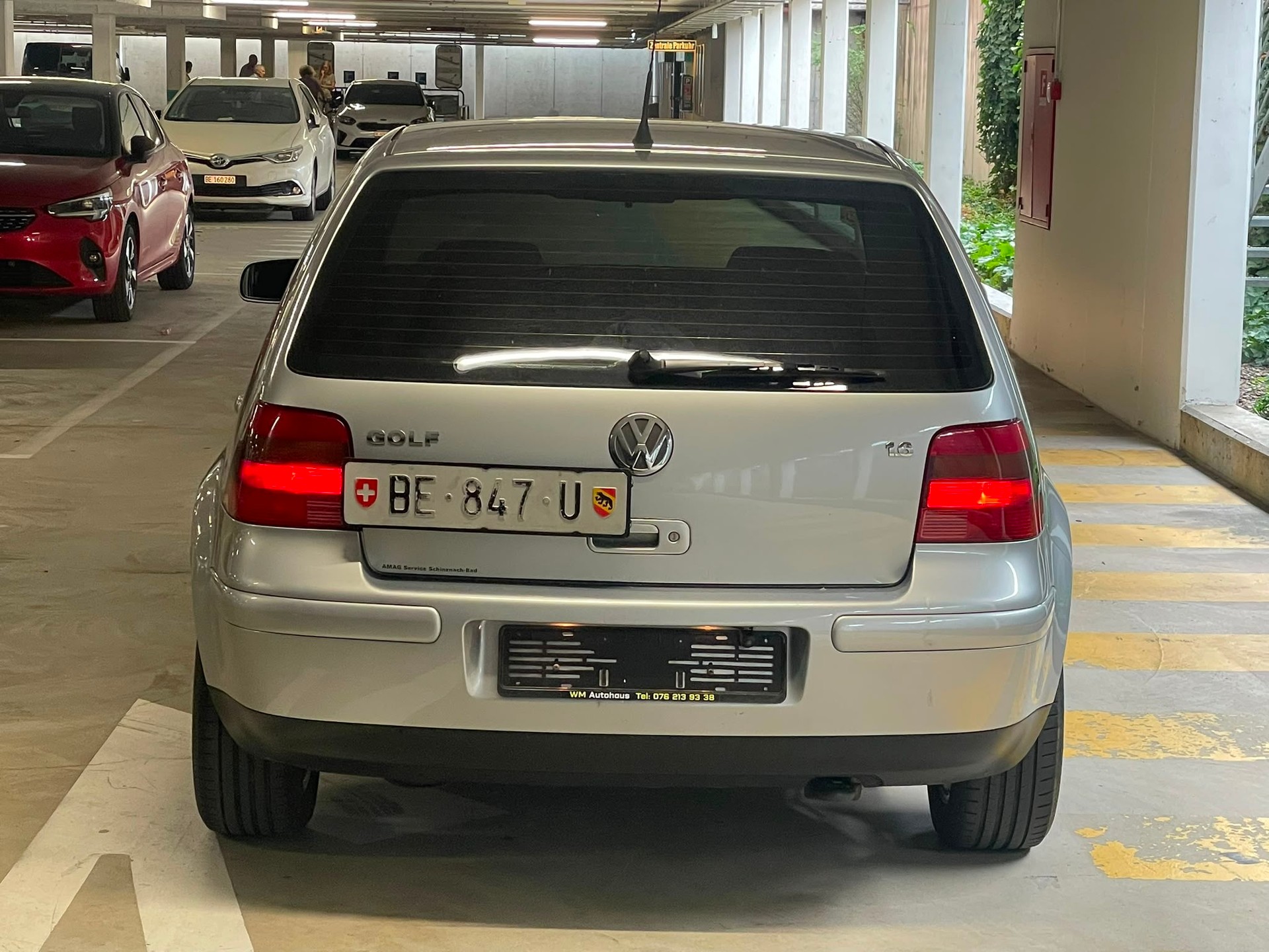 VW Golf 1.6 Pacific Automatic-showroom-element-2