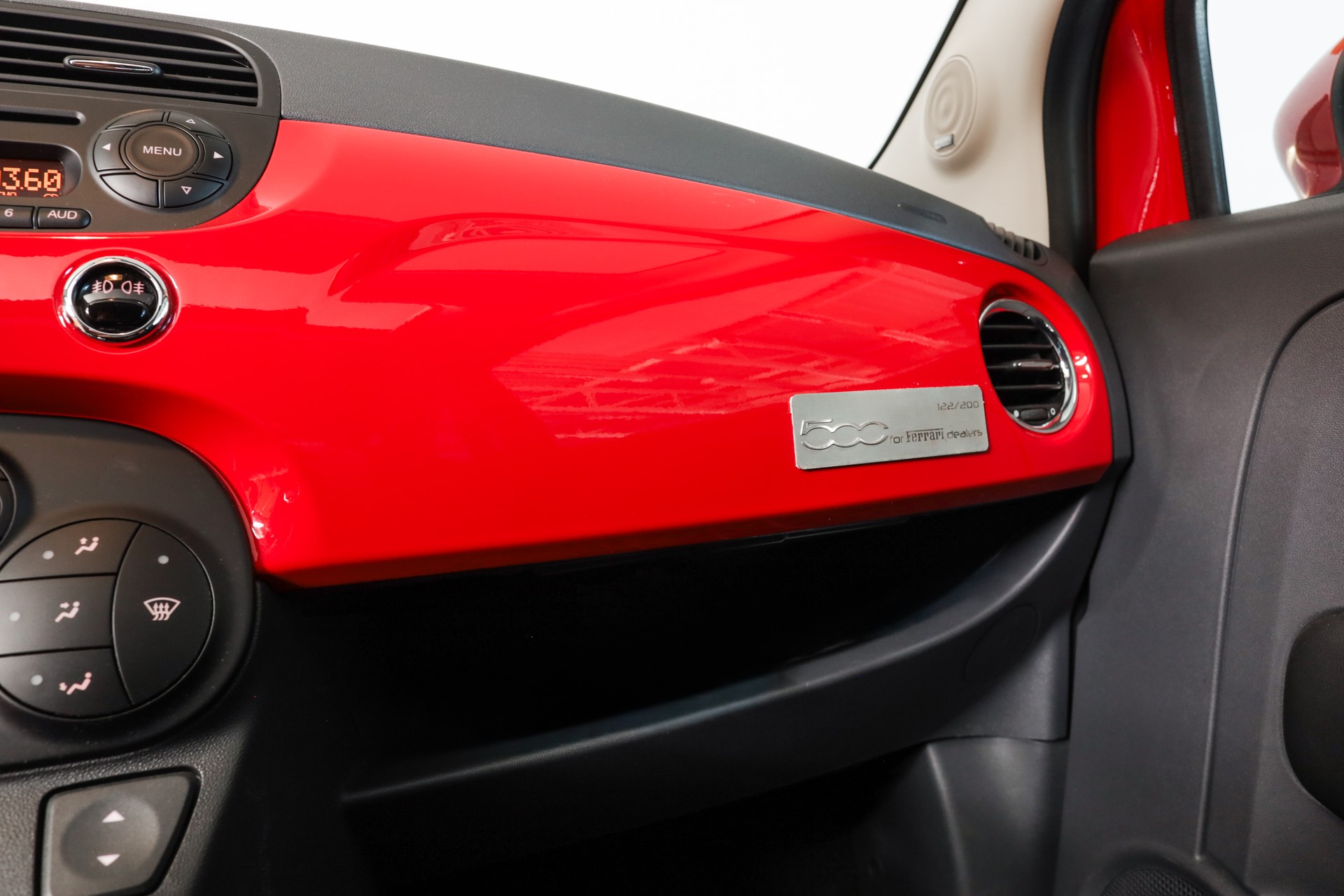FIAT 500 1.4 16V Sport Ferrari Dealers 122/200-image-12