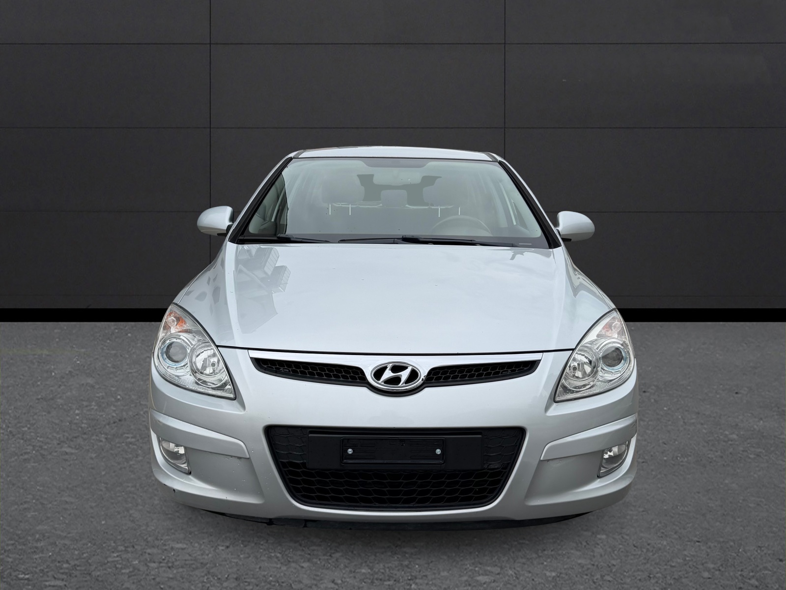 HYUNDAI i30 2.0 Premium-showroom-element-1