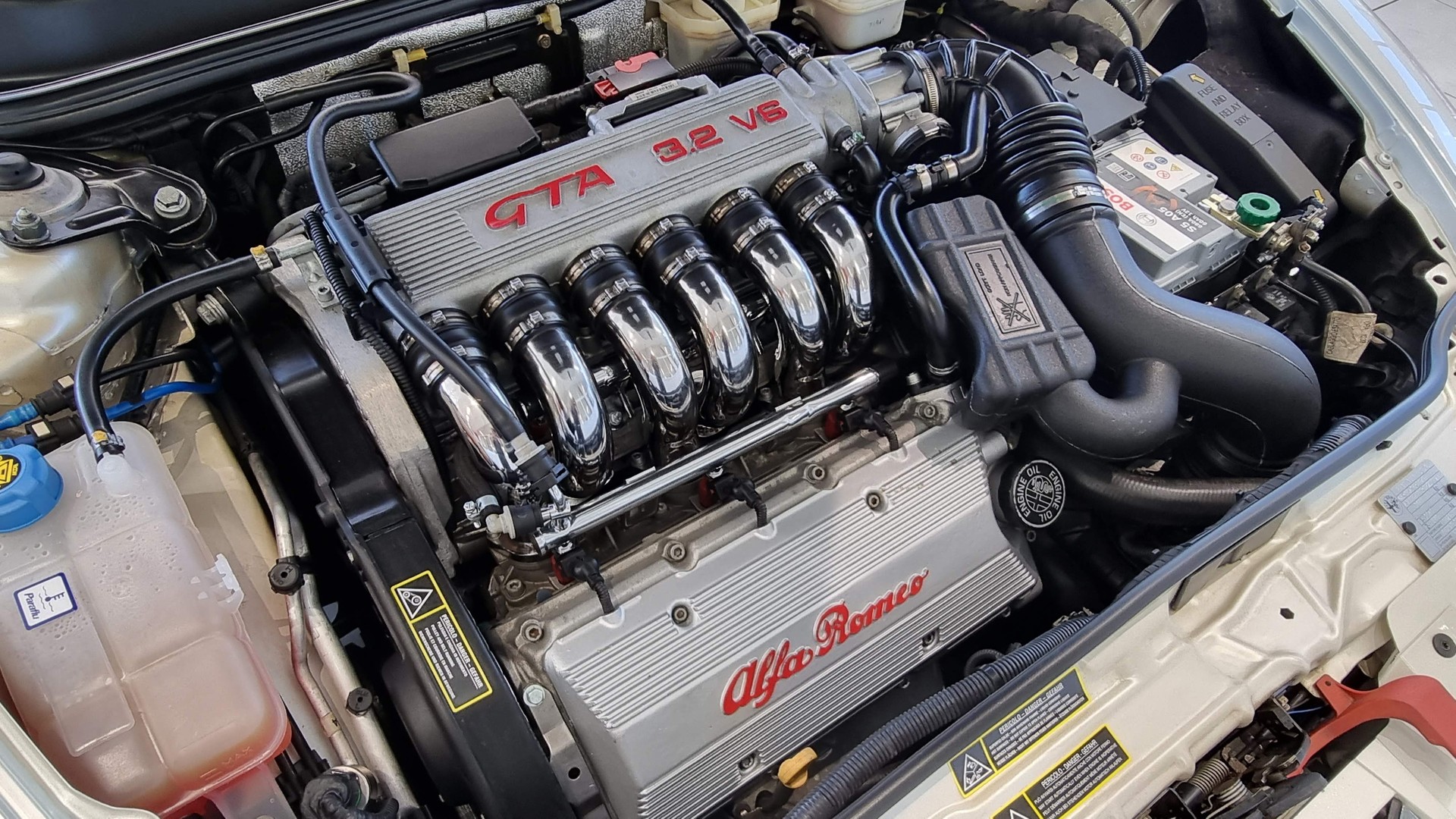 ALFA ROMEO 147 3.2 GTA-image-8