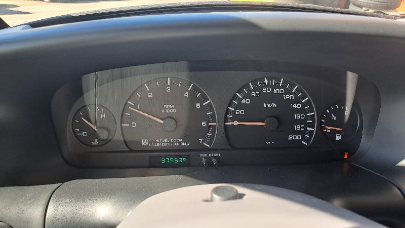 CHRYSLER Voyager 2.4 SE-image-10