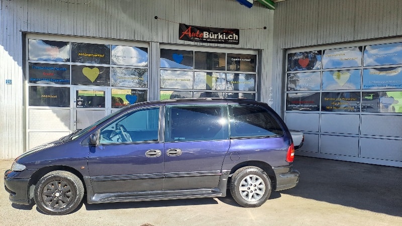 CHRYSLER Voyager 2.4 SE-image-1